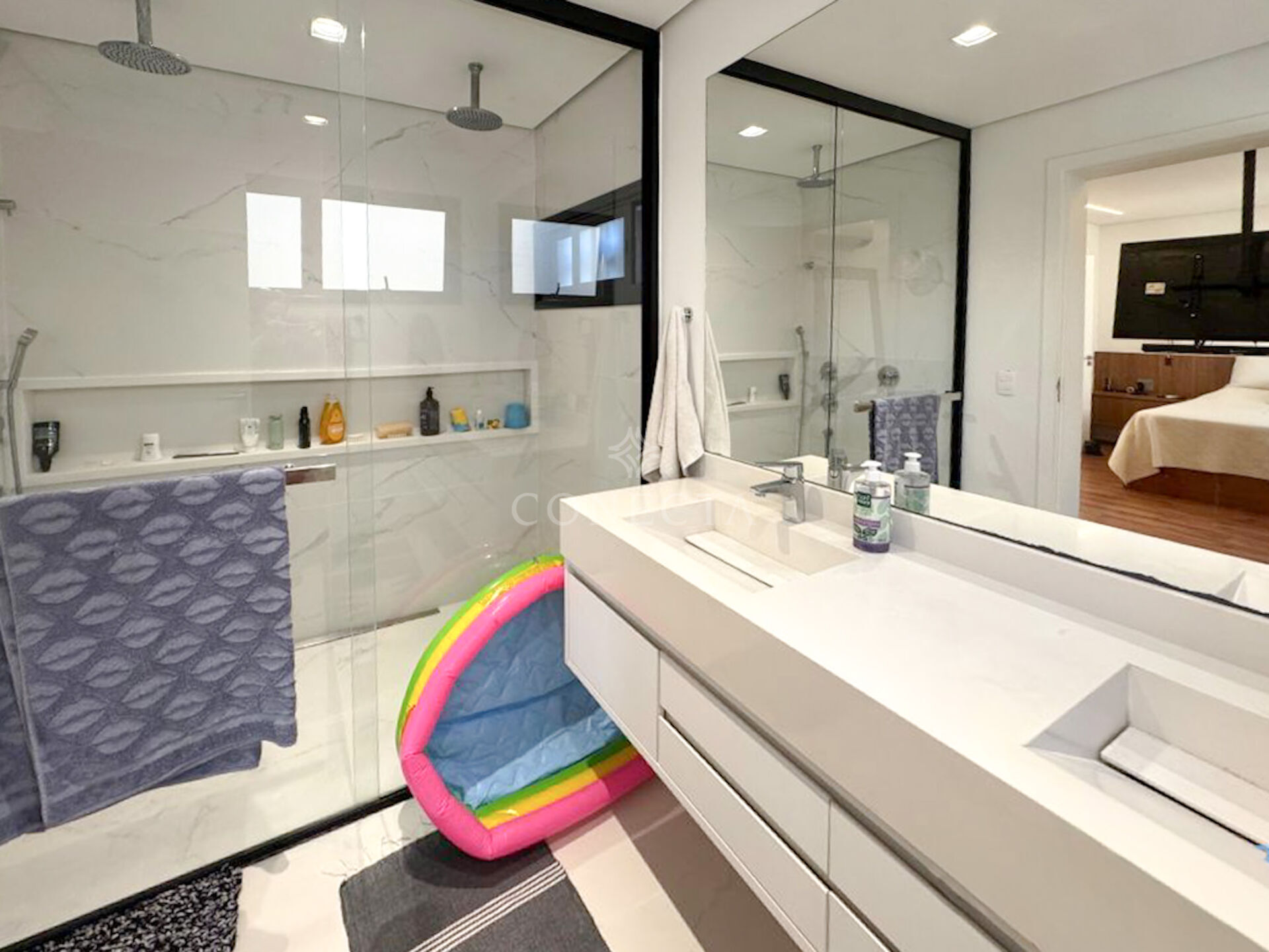 Casa, 4 quartos, 270 m² - Foto 11