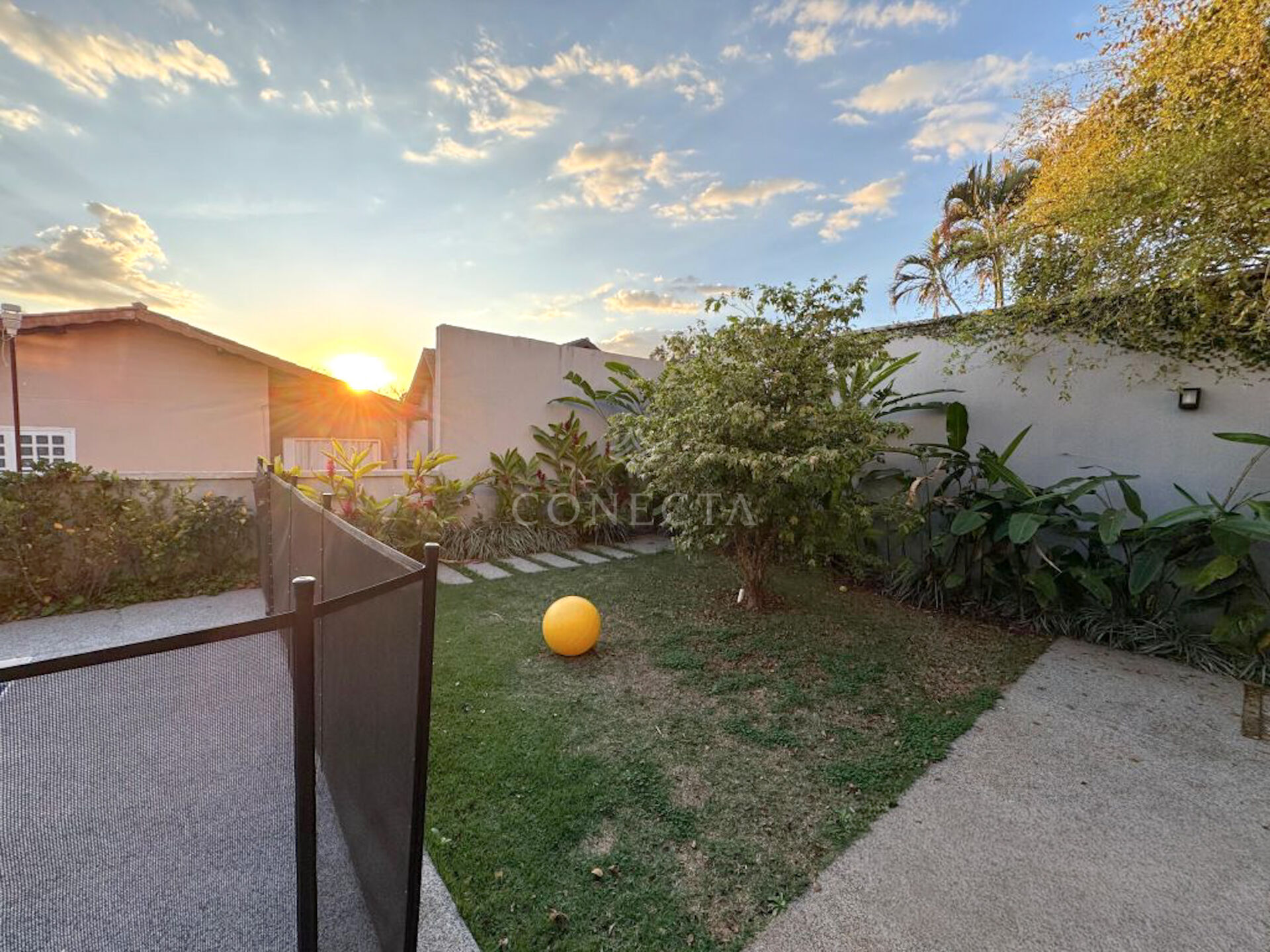 Casa, 4 quartos, 270 m² - Foto 12