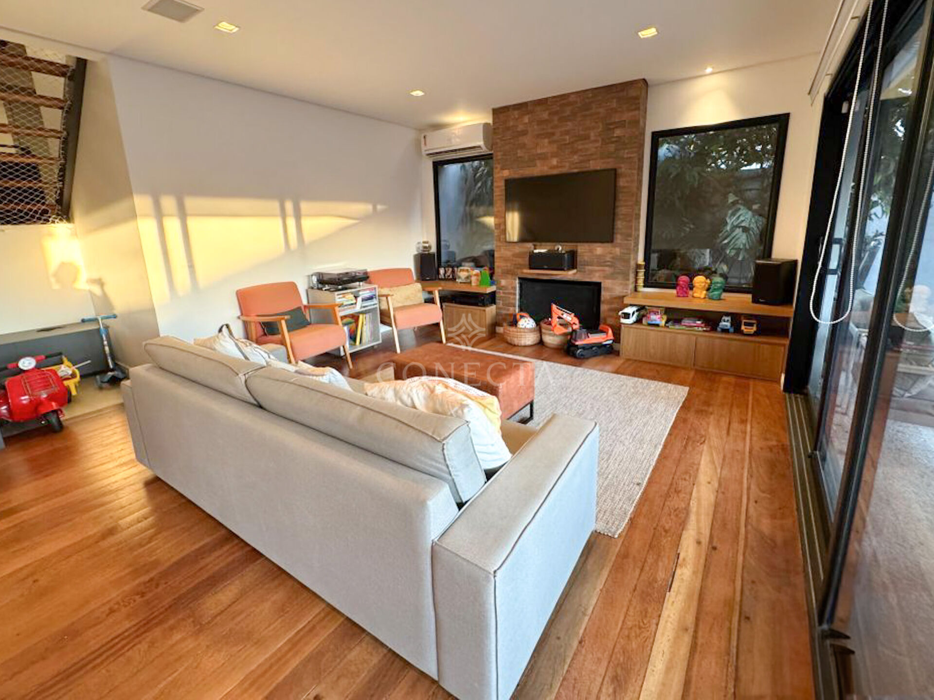 Casa, 4 quartos, 270 m² - Foto 2