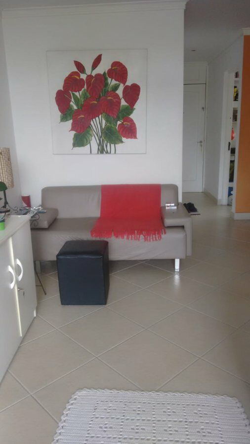 Apartamento à venda com 2 quartos, 80m² - Foto 2