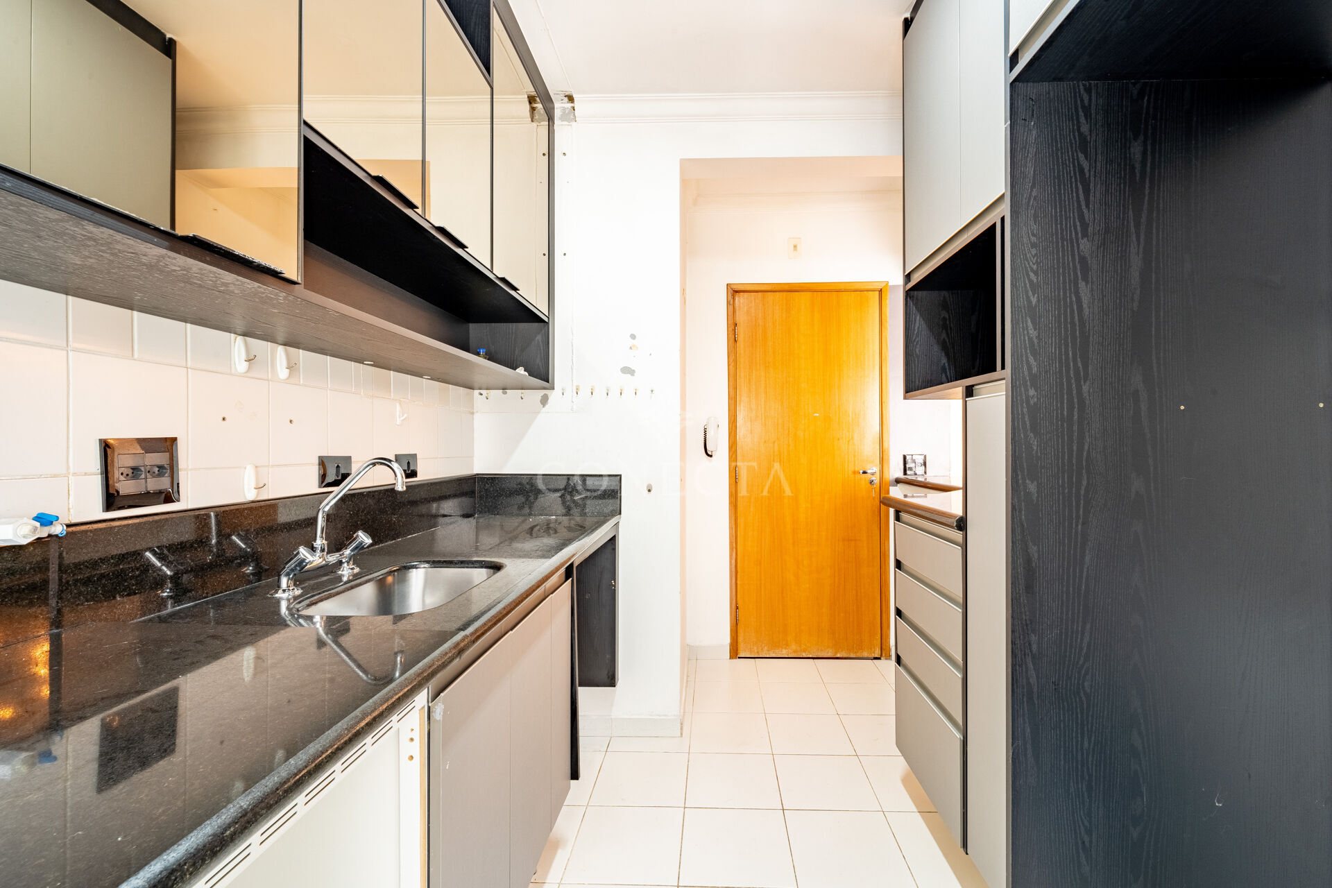 Apartamento à venda com 2 quartos, 80m² - Foto 9