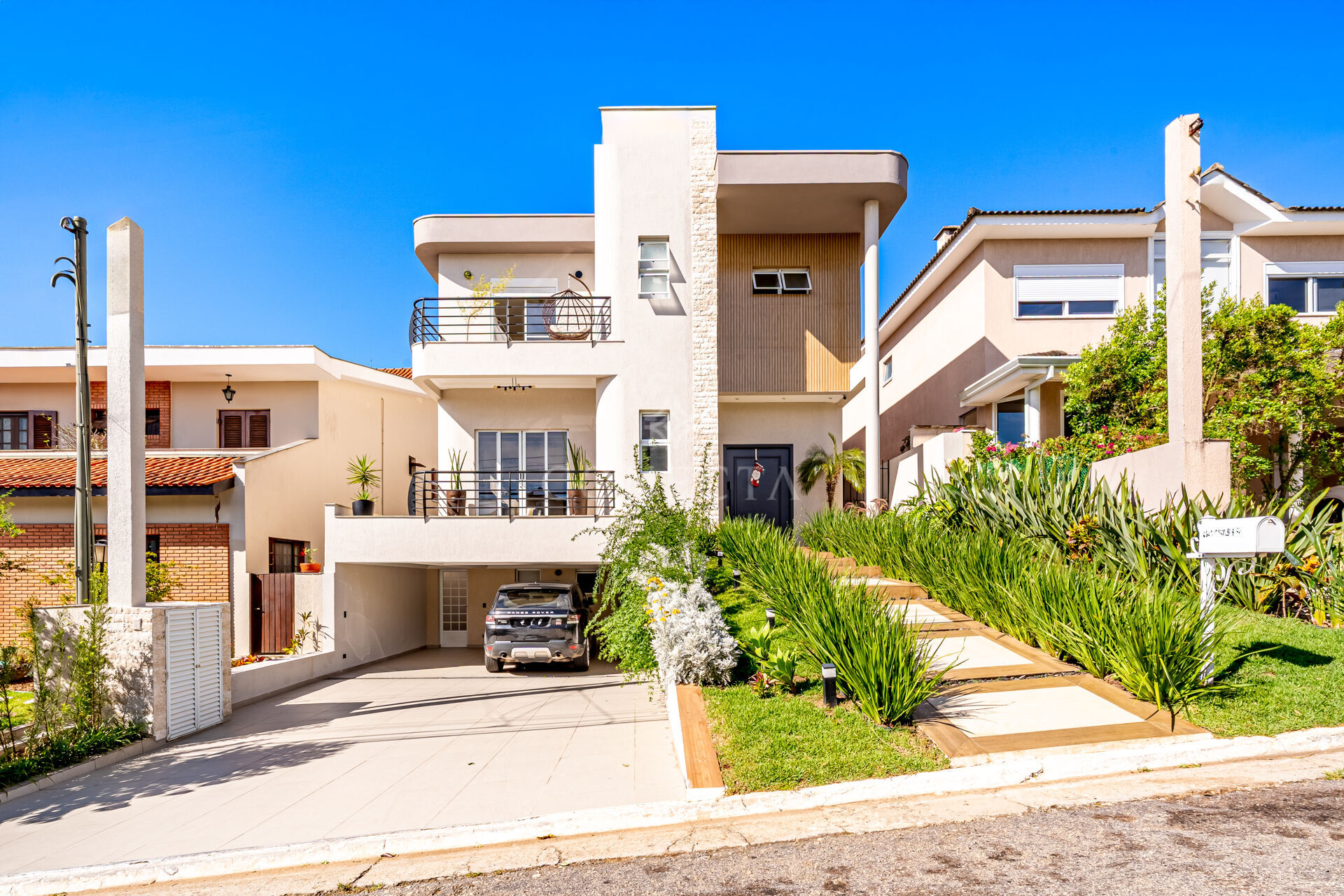 Casa, 4 quartos, 375 m² - Foto 1