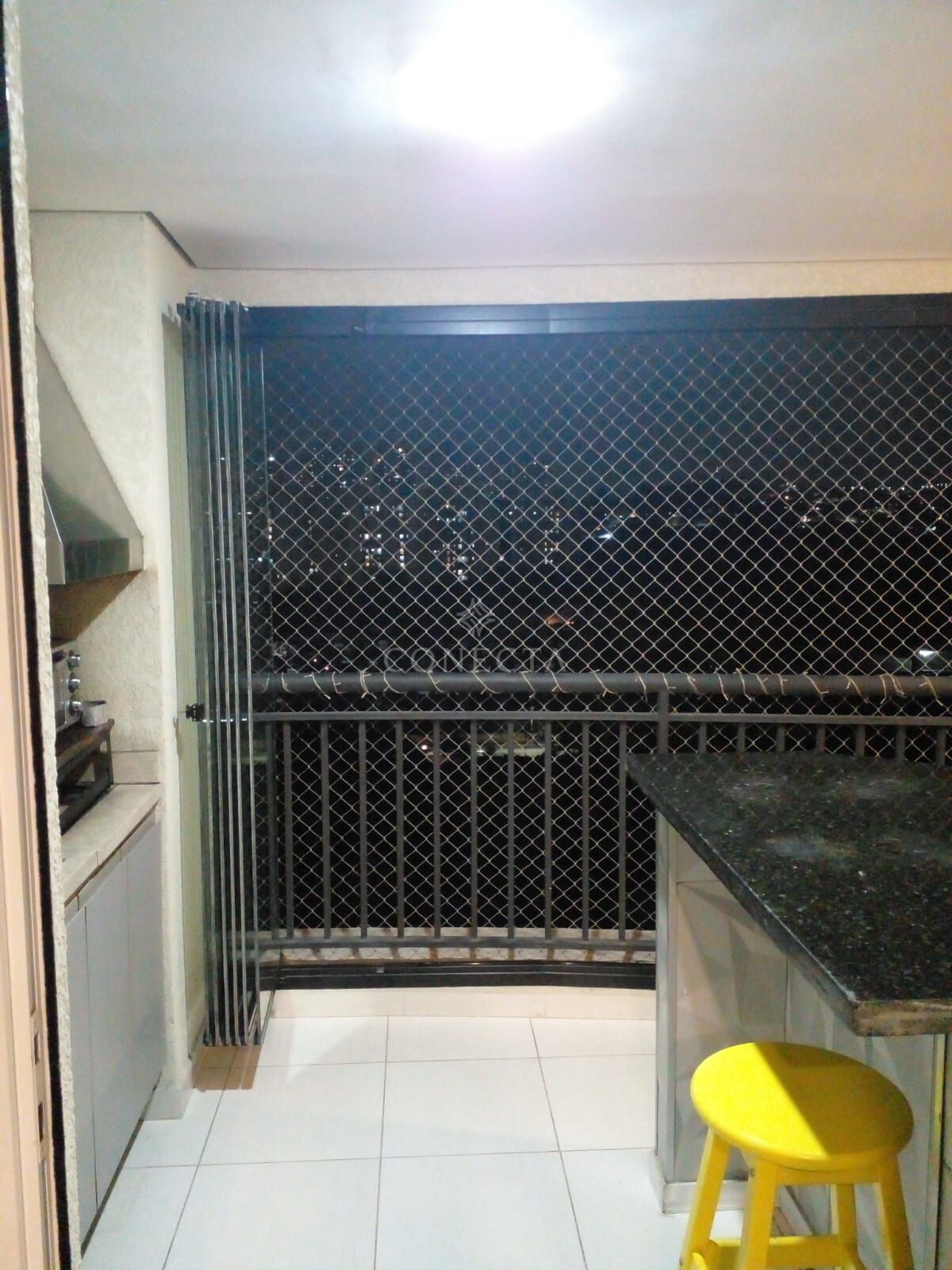 Apartamento à venda com 2 quartos, 74m² - Foto 1