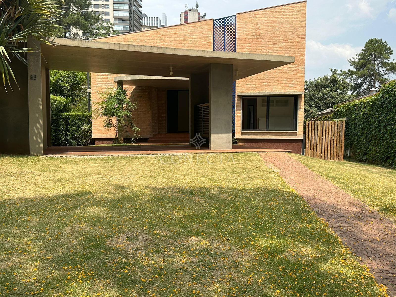 Casa à venda com 3 quartos, 258m² - Foto 26