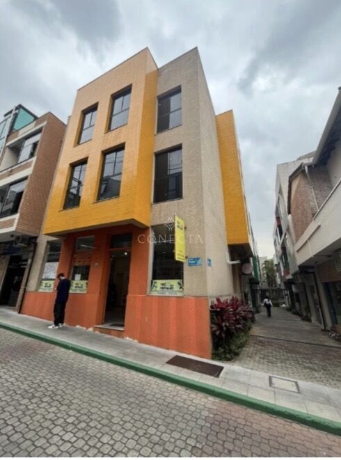 Sala-Conjunto, 231 m² - Foto 1