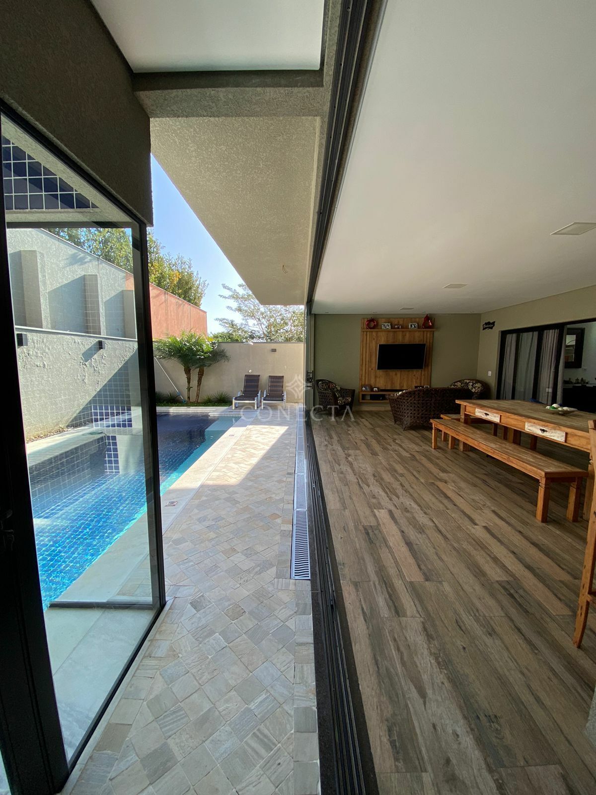 Casa para alugar com 5 quartos, 530m² - Foto 16