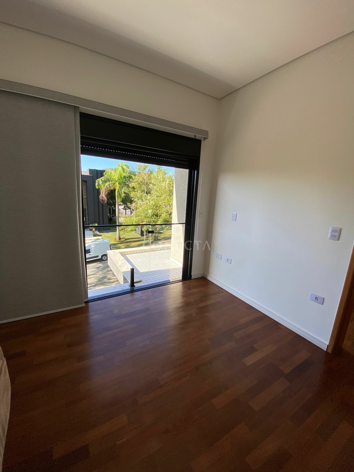 Casa para alugar com 5 quartos, 530m² - Foto 18