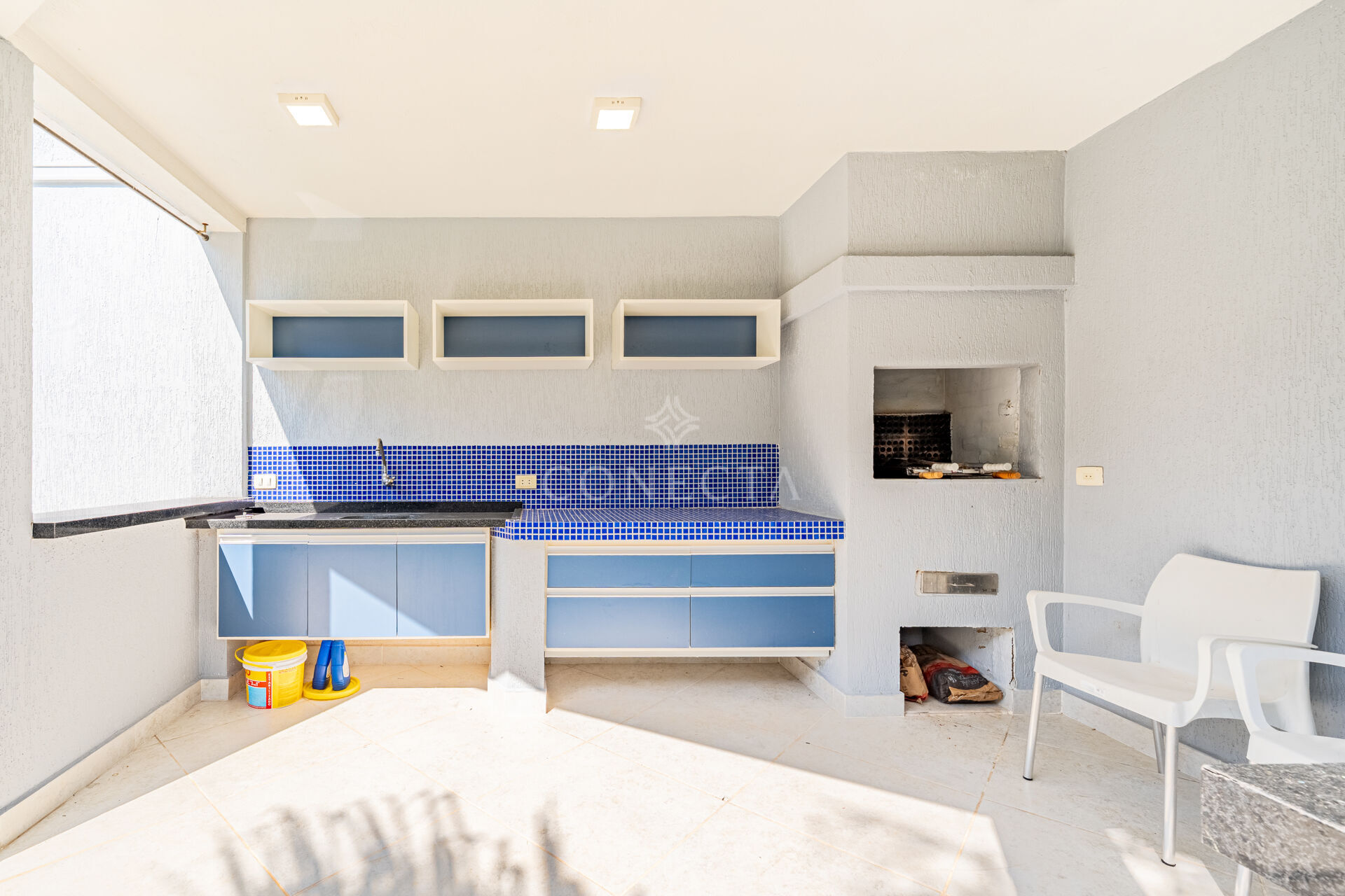 Casa para alugar com 4 quartos, 400m² - Foto 33