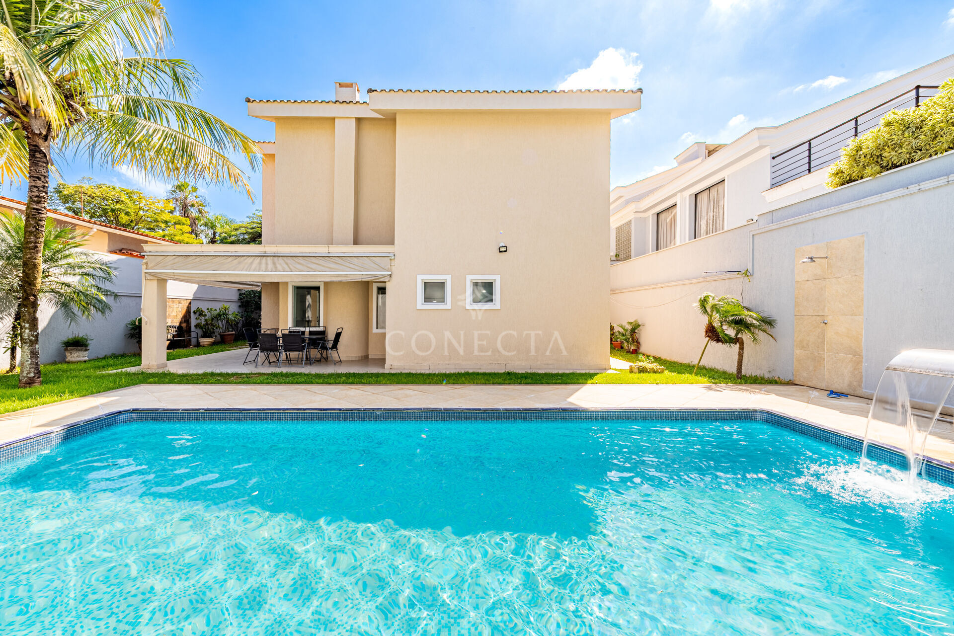 Casa para alugar com 4 quartos, 400m² - Foto 38
