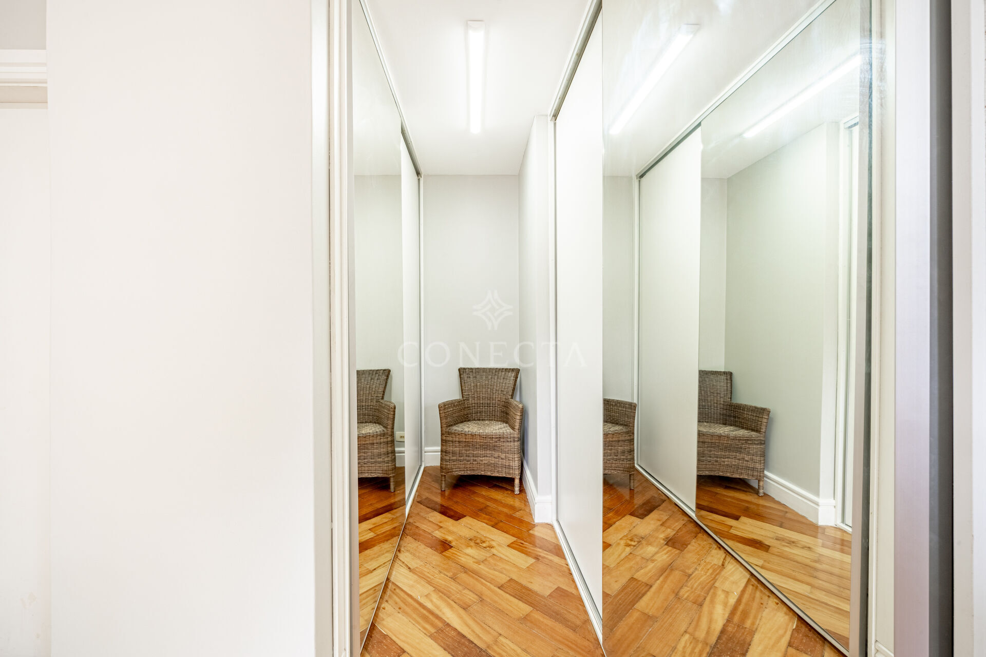 Casa para alugar com 4 quartos, 400m² - Foto 49