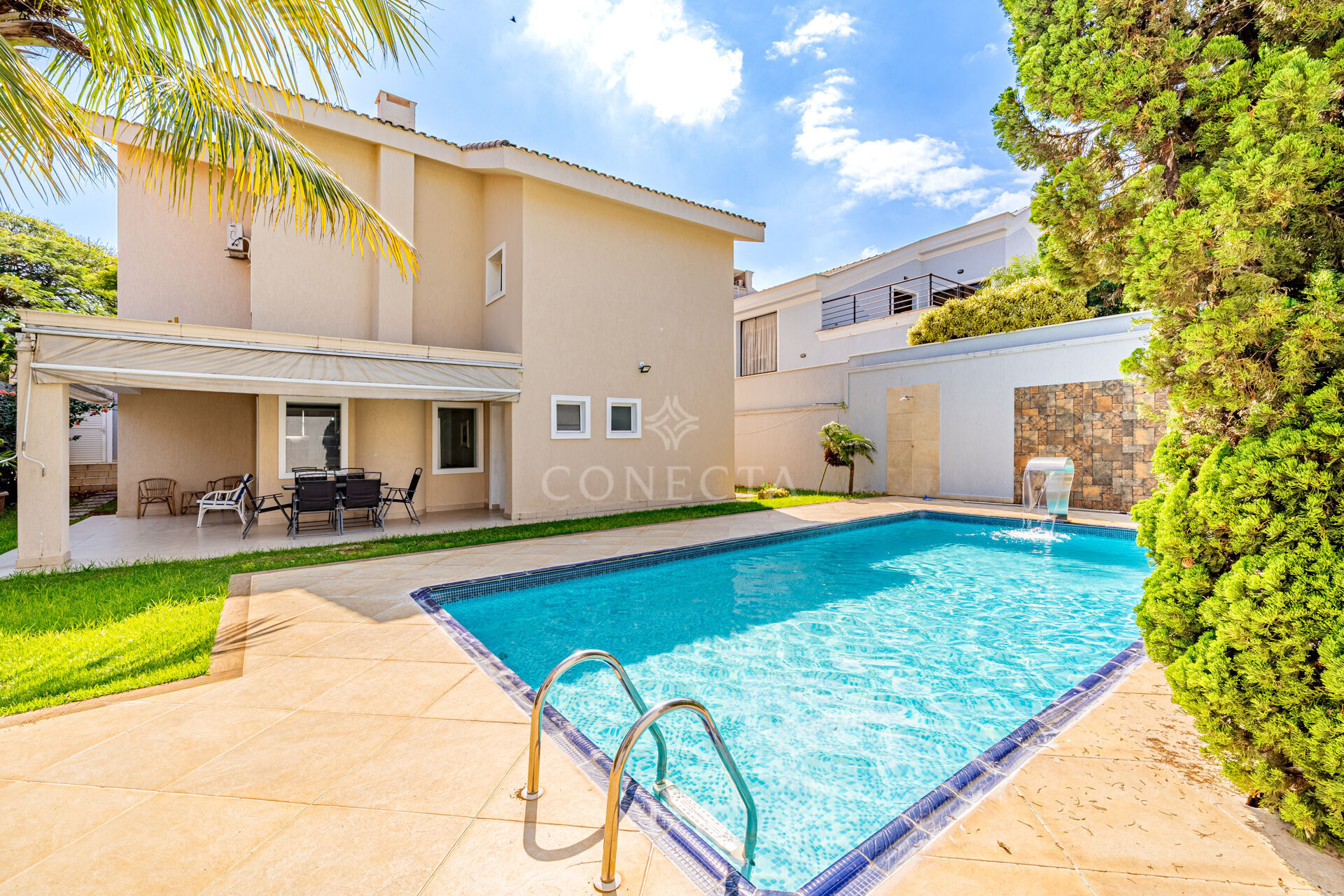 Casa para alugar com 4 quartos, 400m² - Foto 19