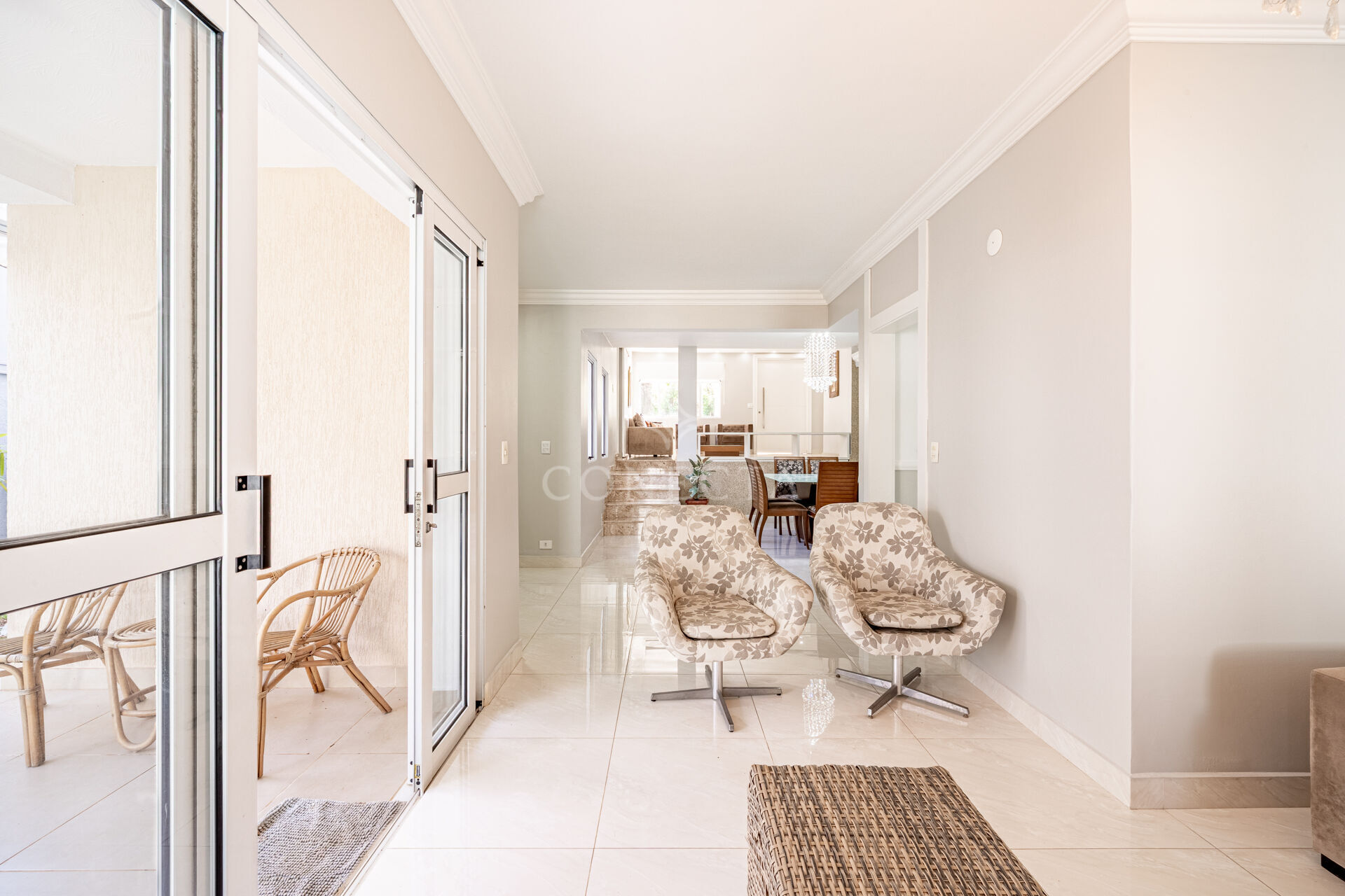 Casa para alugar com 4 quartos, 400m² - Foto 24