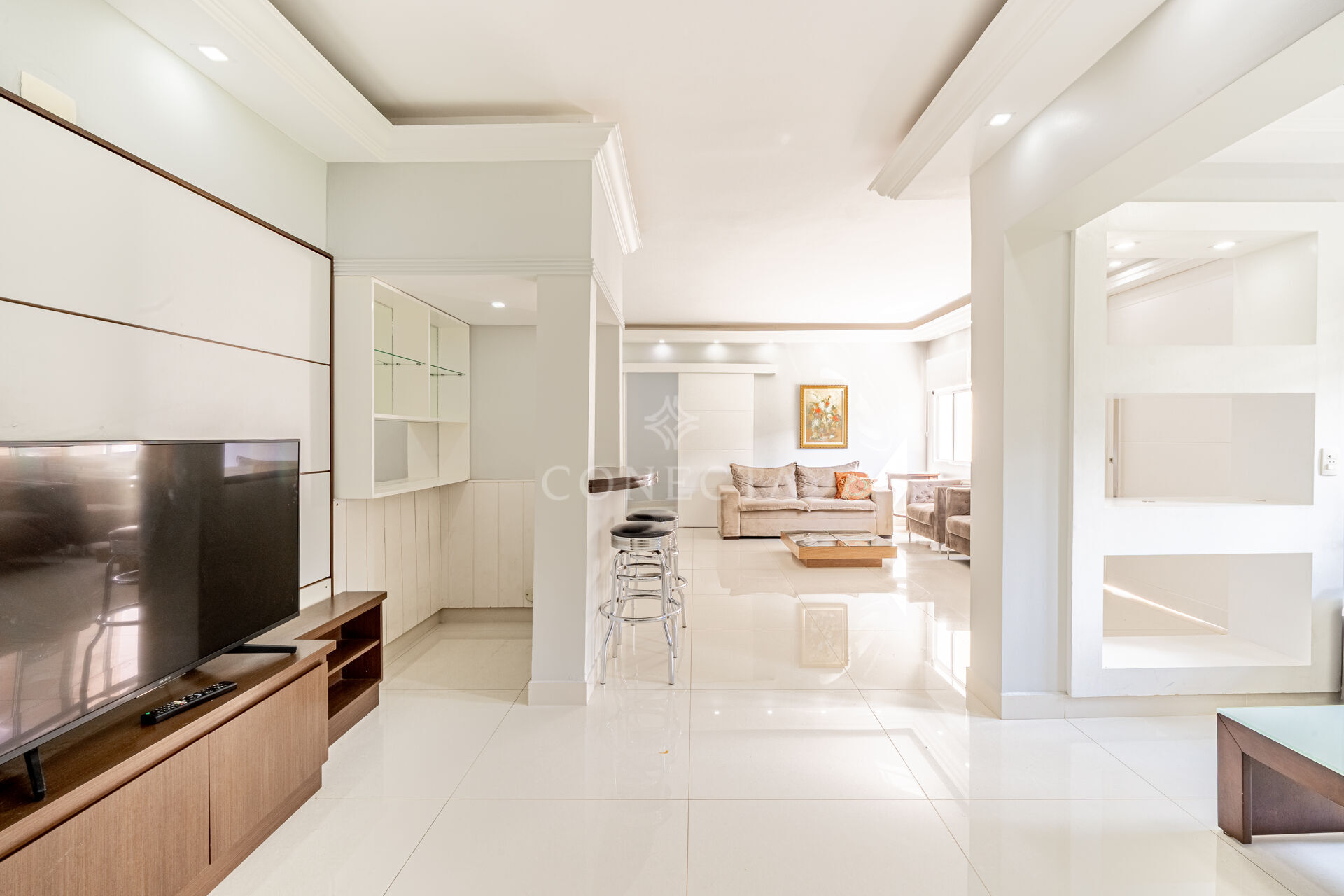 Casa para alugar com 4 quartos, 400m² - Foto 8