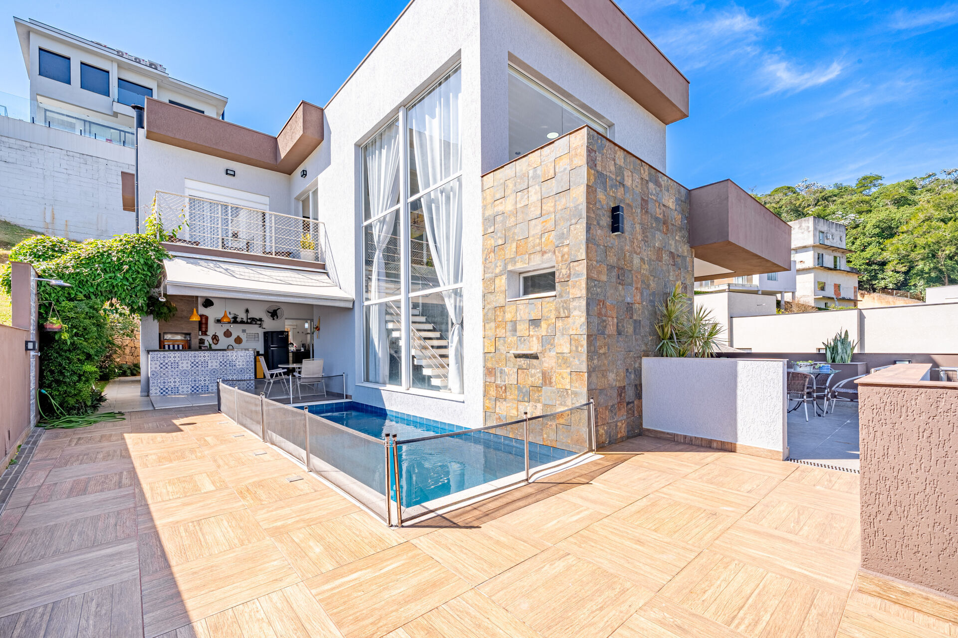 Casa, 3 quartos, 280 m² - Foto 2