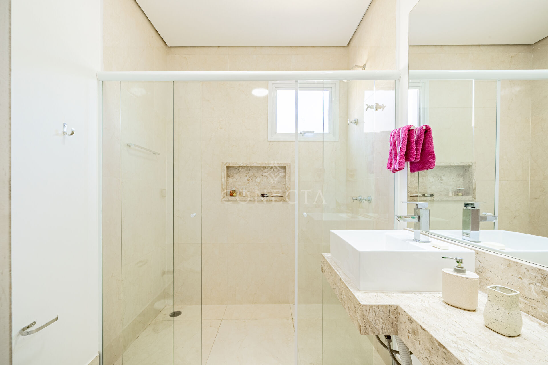 Casa, 3 quartos, 280 m² - Foto 34