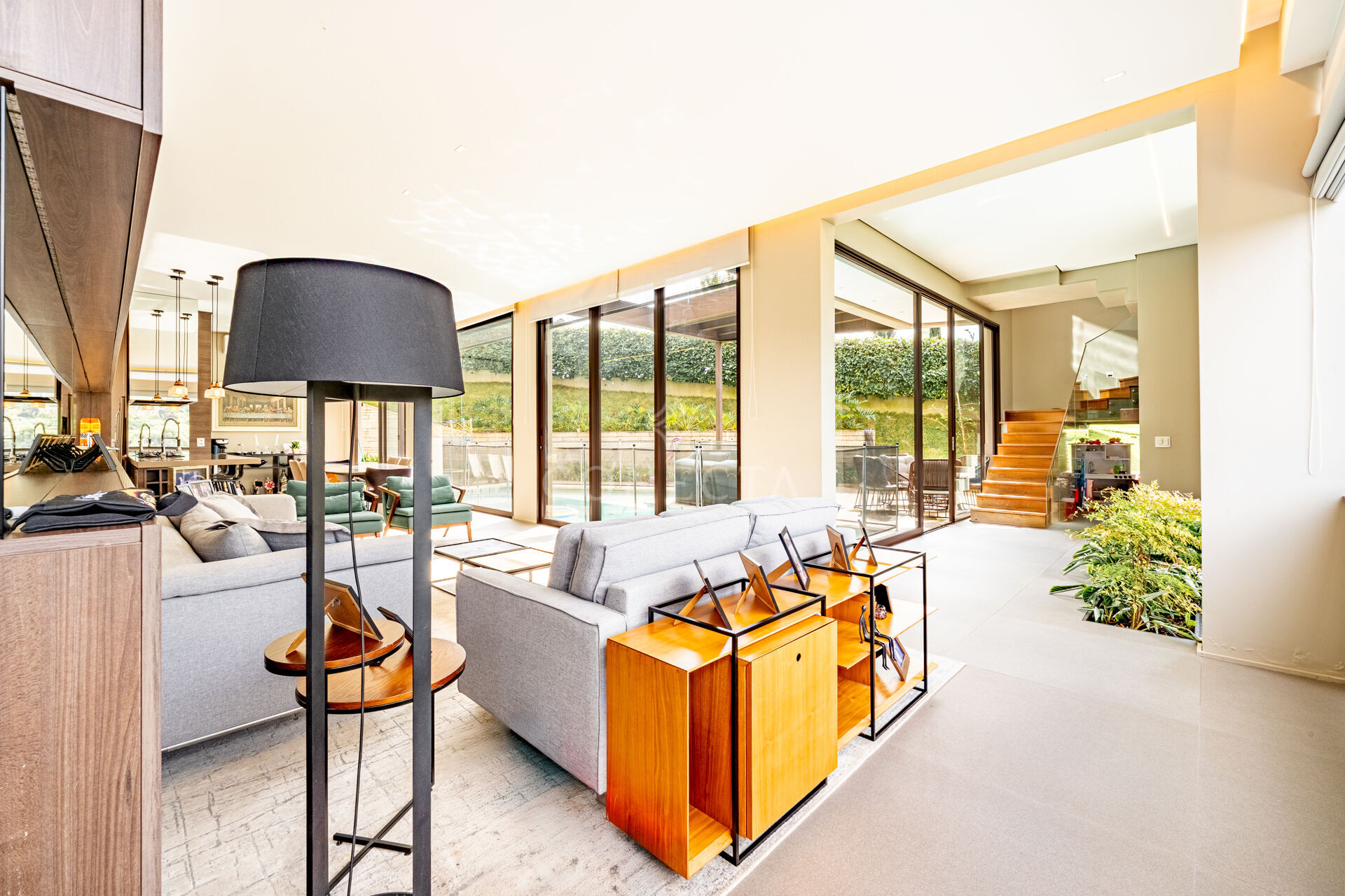 Casa à venda com 4 quartos, 440m² - Foto 4