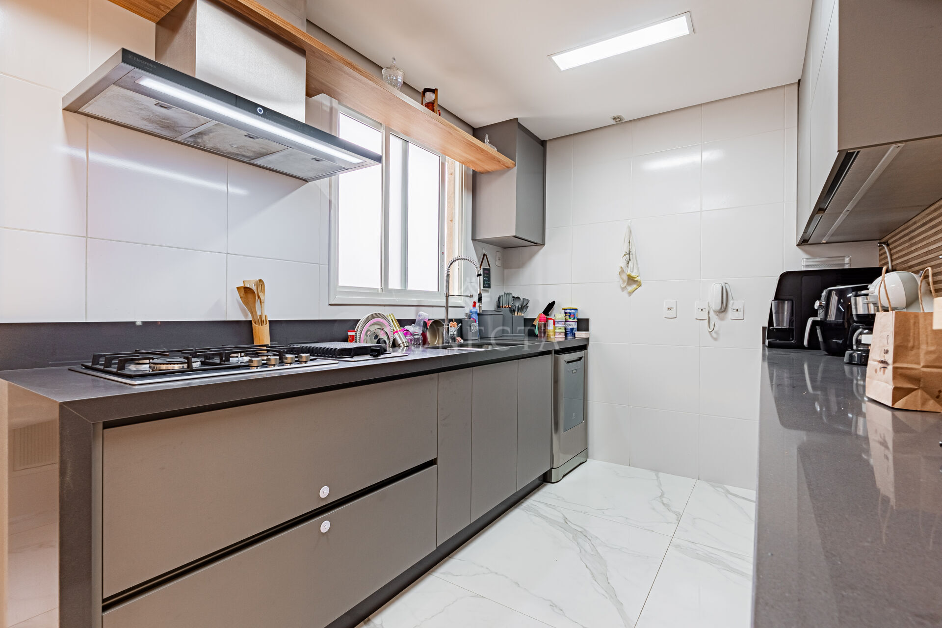 Apartamento à venda com 3 quartos, 123m² - Foto 18