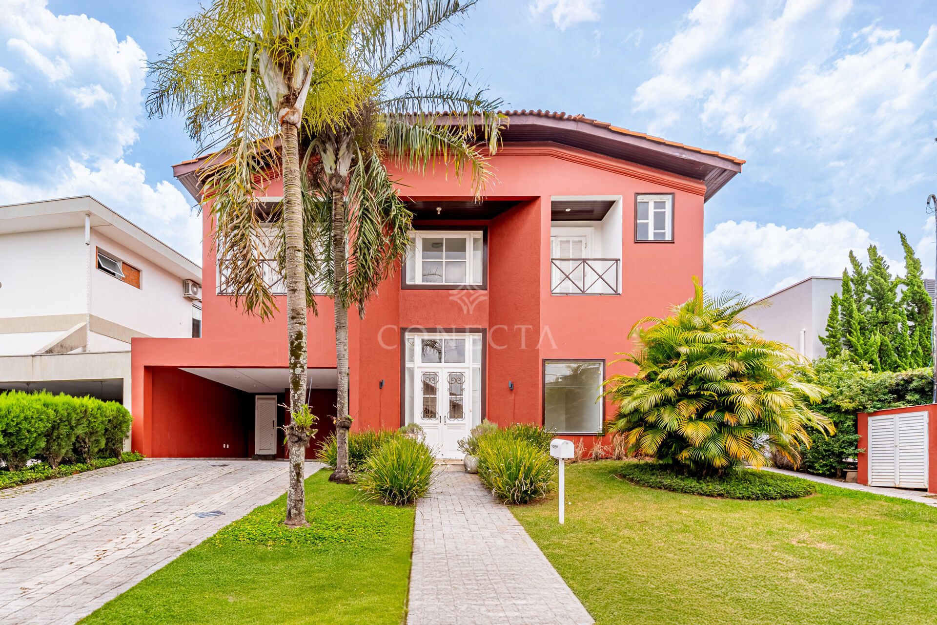 Casa, 4 quartos, 370 m² - Foto 1