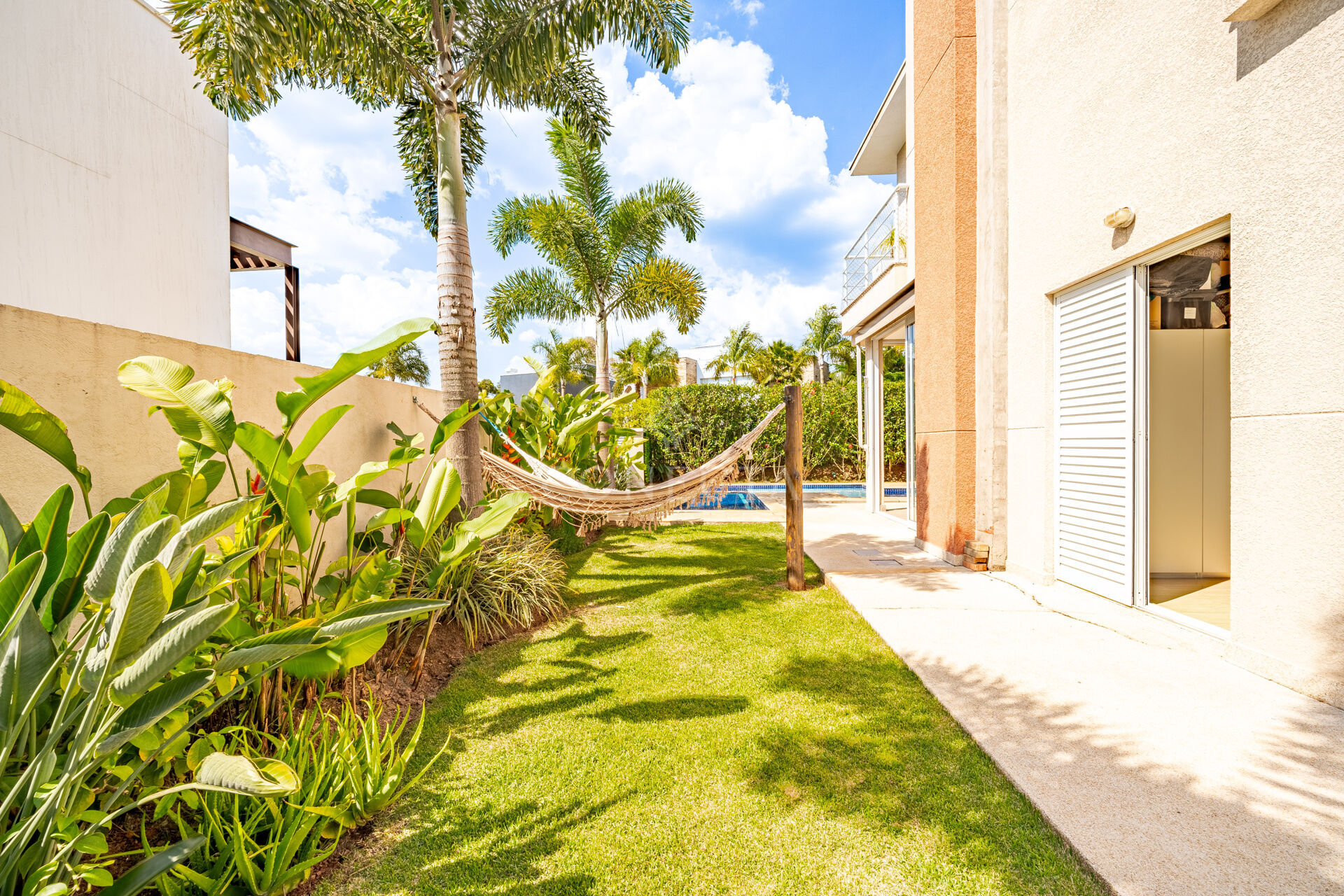 Casa à venda com 3 quartos, 300m² - Foto 20