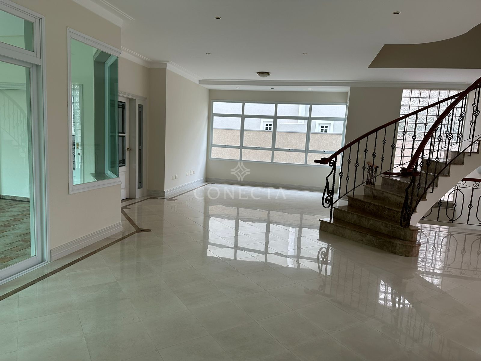 Casa para alugar com 4 quartos, 660m² - Foto 5