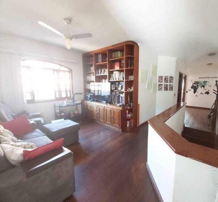 Casa à venda com 4 quartos, 420m² - Foto 7