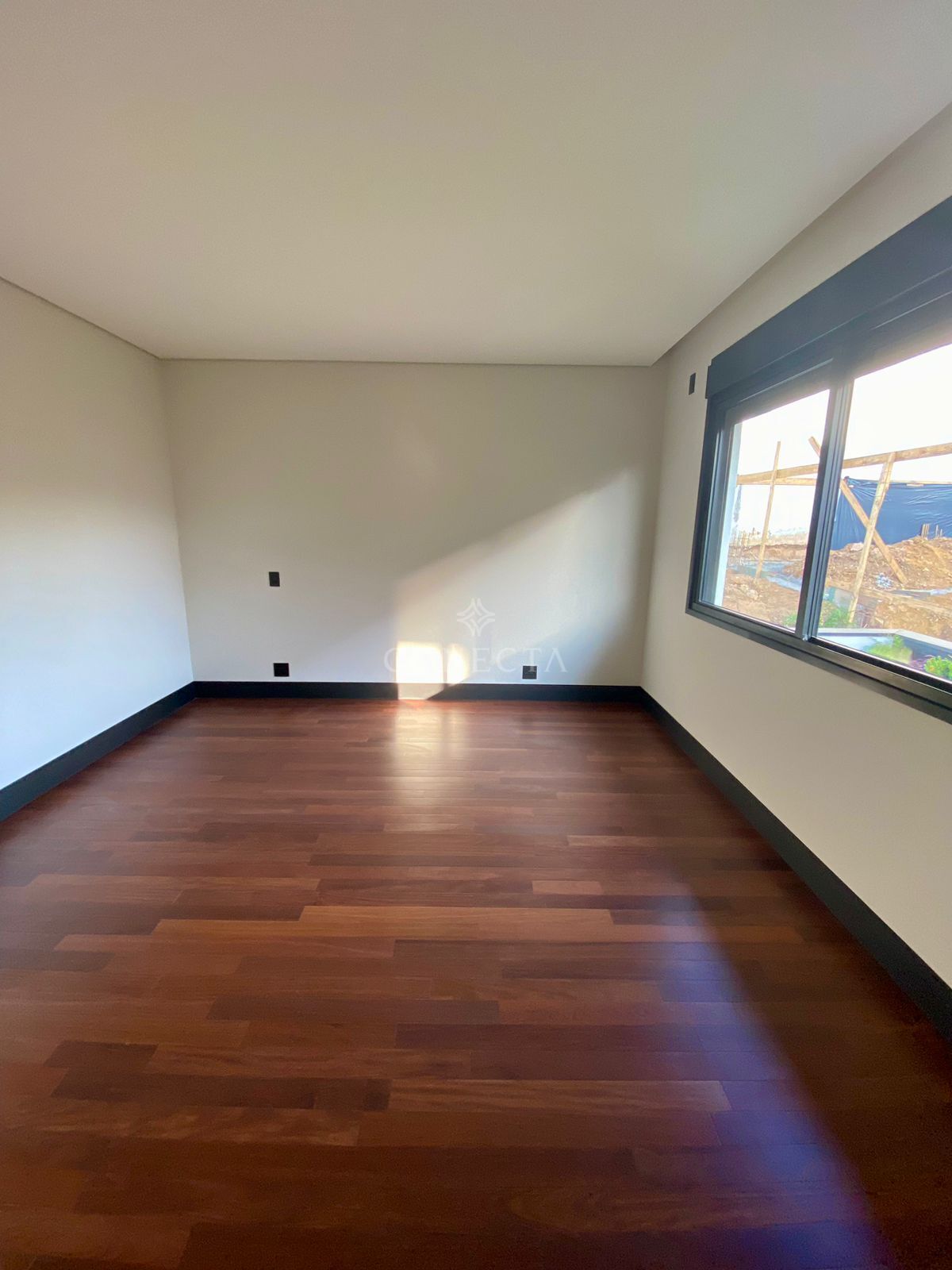 Casa à venda com 4 quartos, 566m² - Foto 10