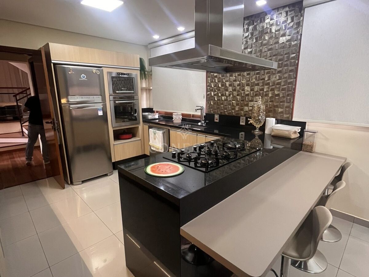 Casa, 3 quartos, 320 m² - Foto 8