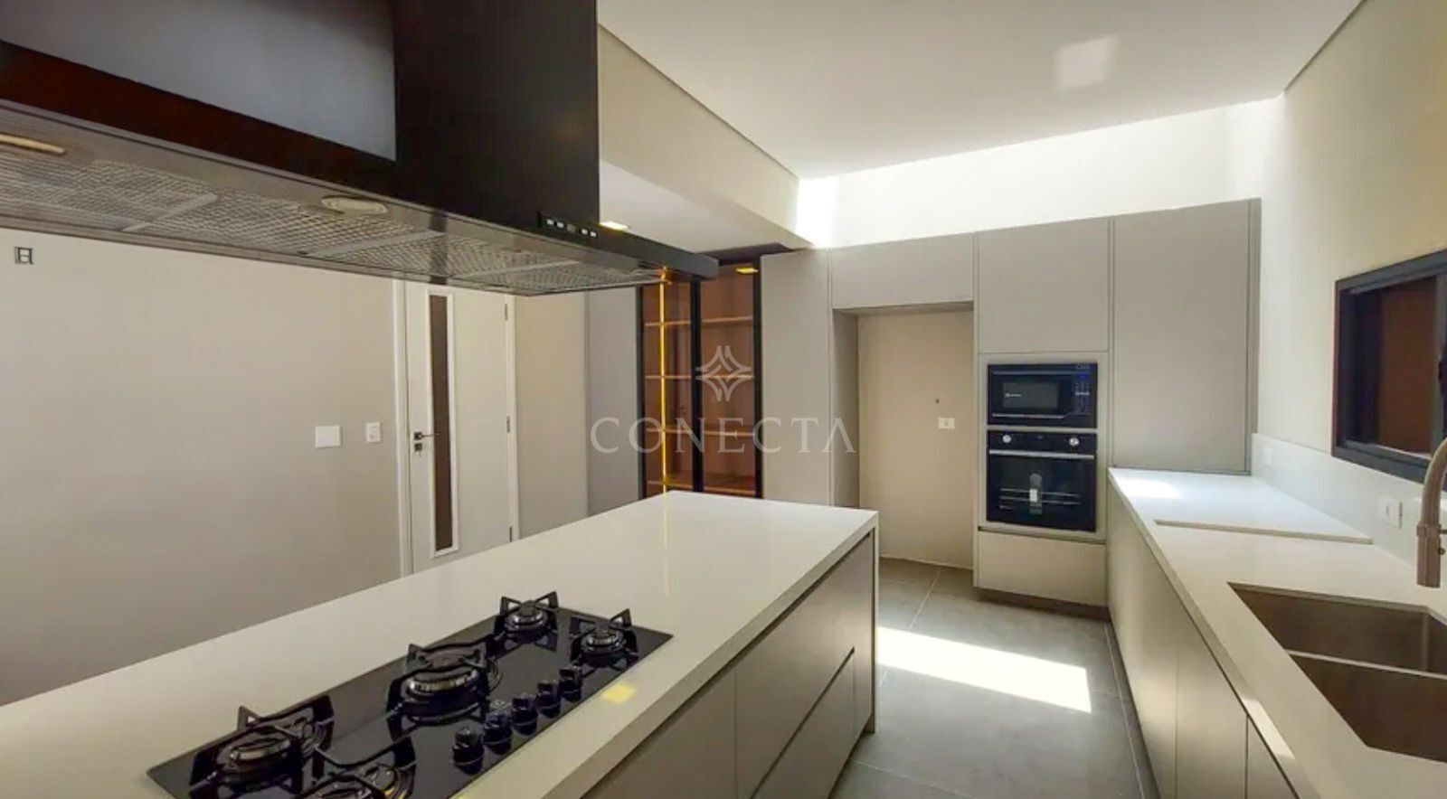 Casa à venda com 4 quartos, 470m² - Foto 8