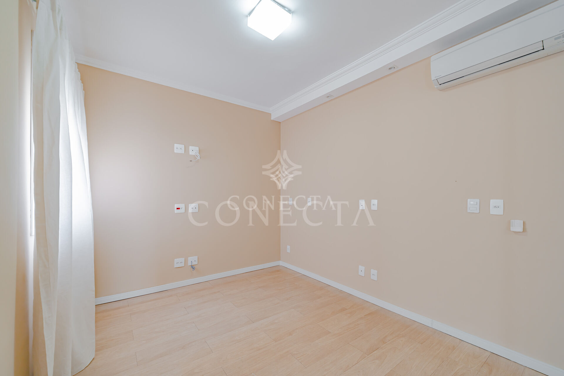 Apartamento para alugar com 4 quartos, 243m² - Foto 11