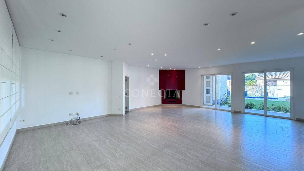 Casa para alugar com 4 quartos, 515m² - Foto 9