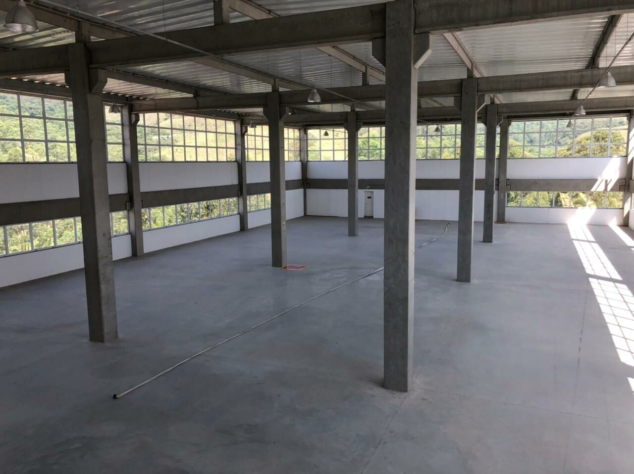 Sala-Conjunto, 5000 m² - Foto 2