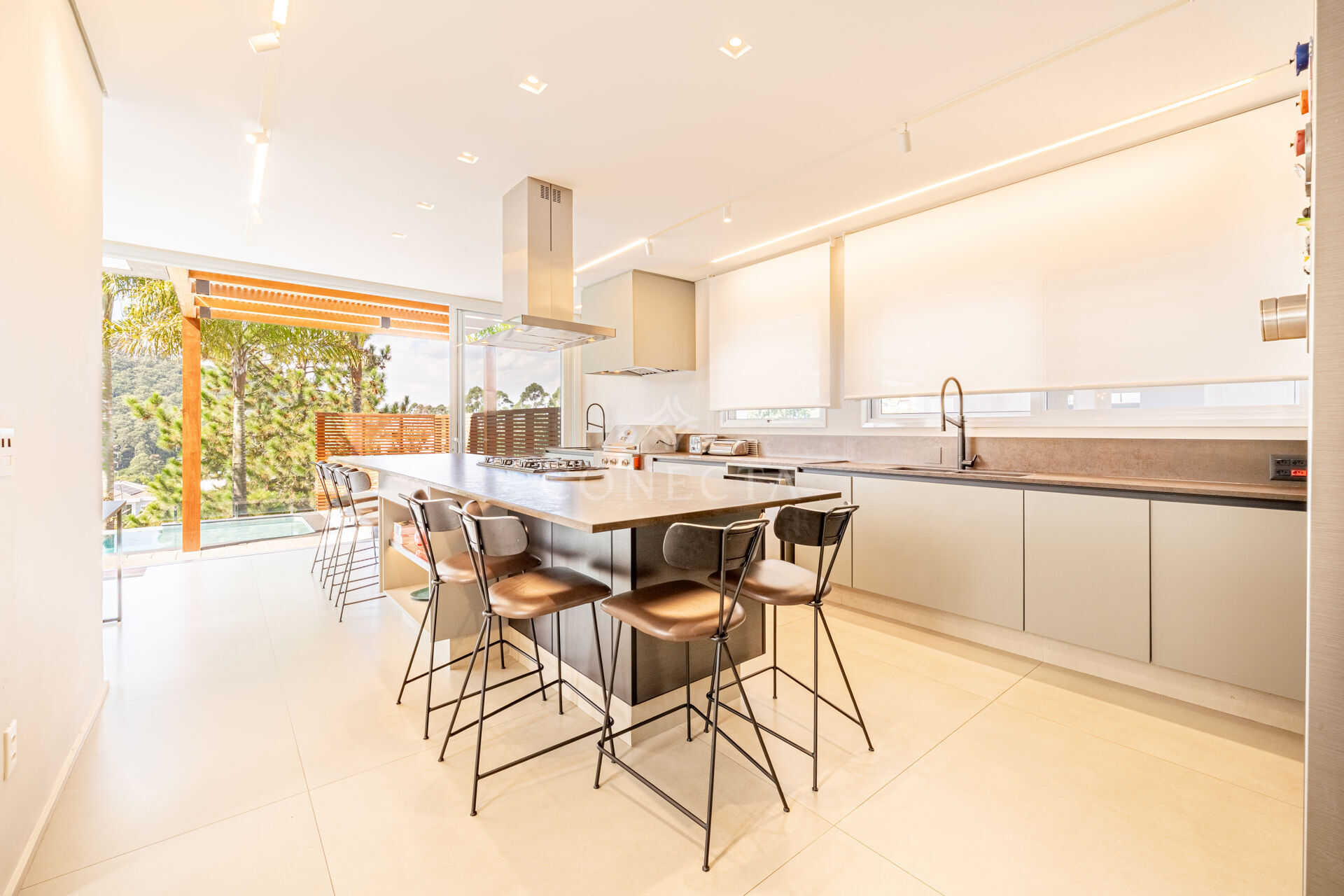 Casa à venda com 4 quartos, 425m² - Foto 20