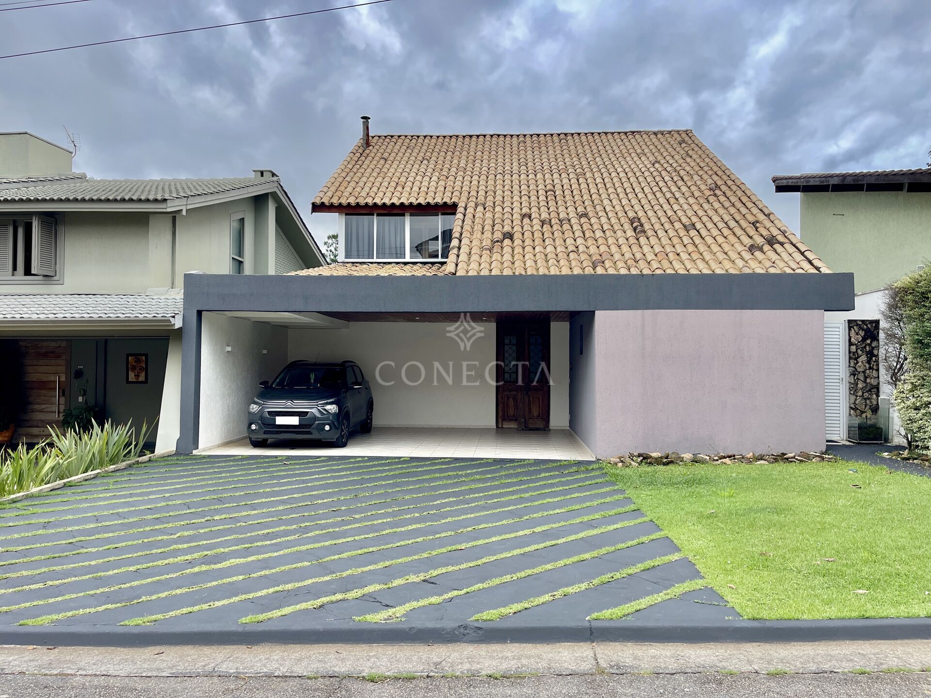 Casa, 4 quartos, 350 m² - Foto 1