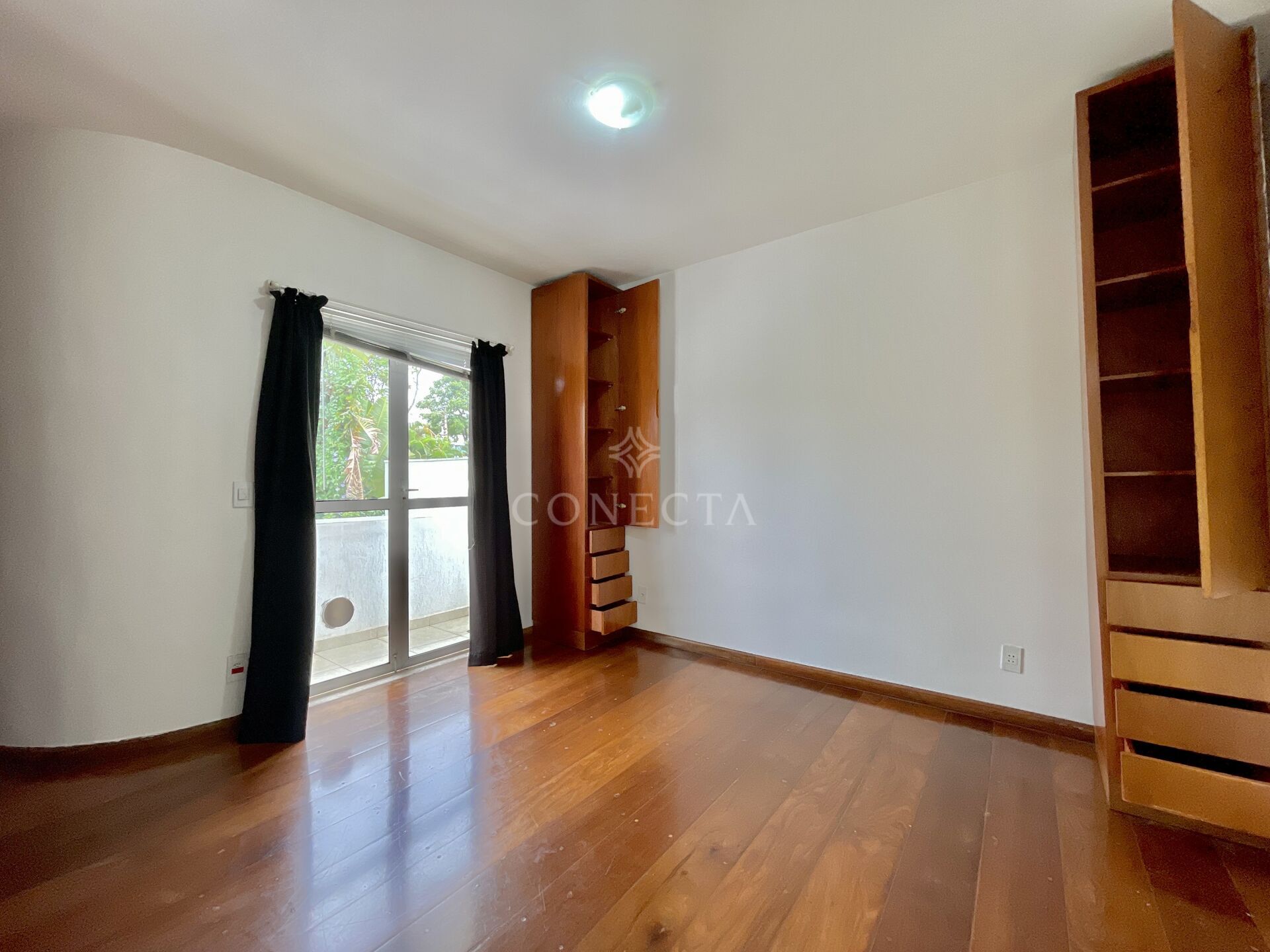 Casa, 4 quartos, 350 m² - Foto 24