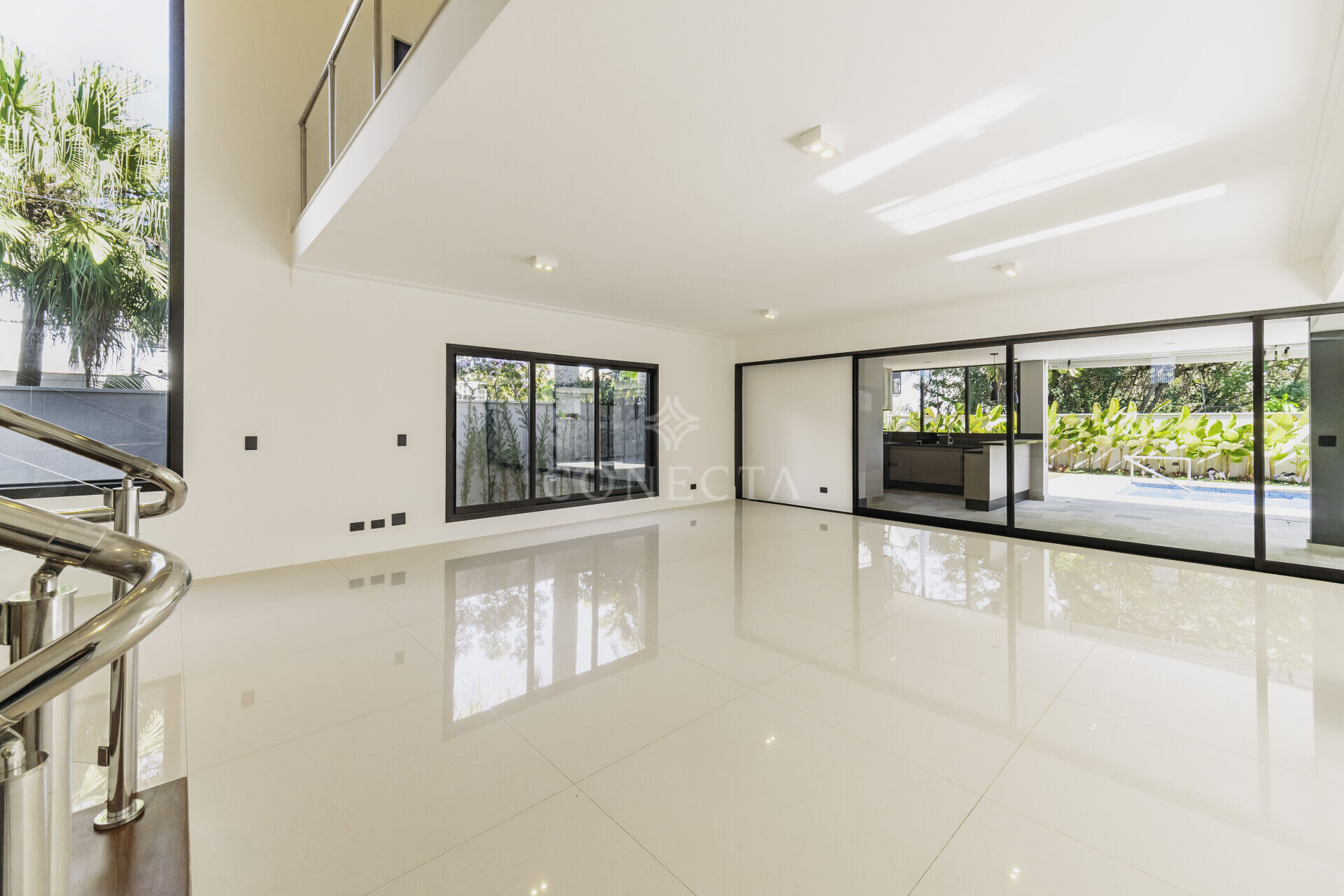 Casa à venda com 4 quartos, 450m² - Foto 3