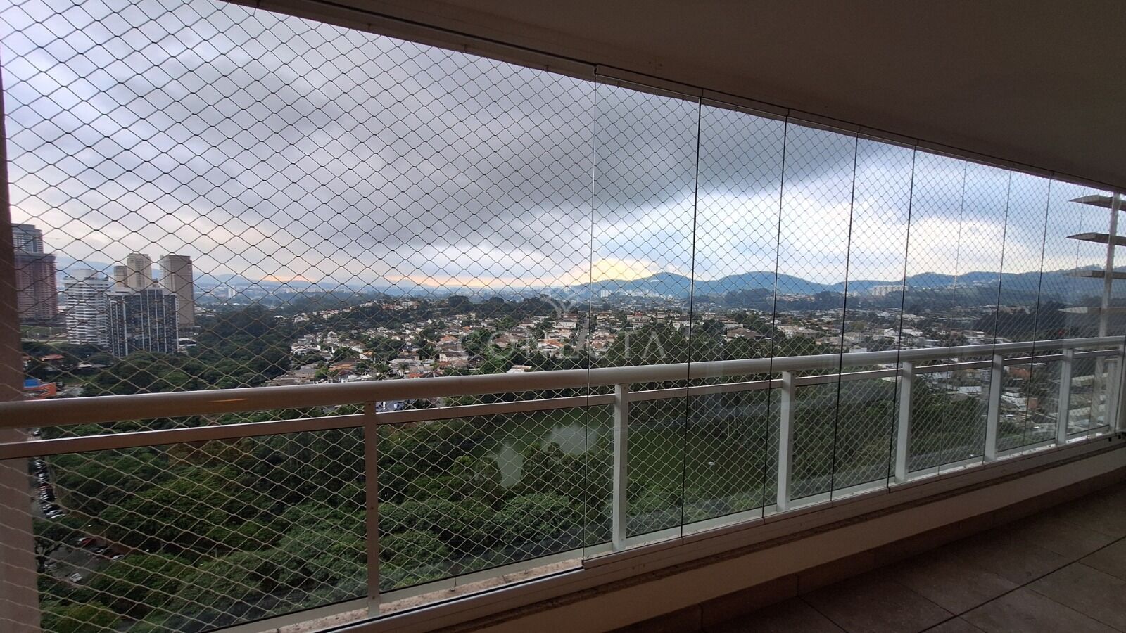 Apartamento, 3 quartos, 196 m² - Foto 6