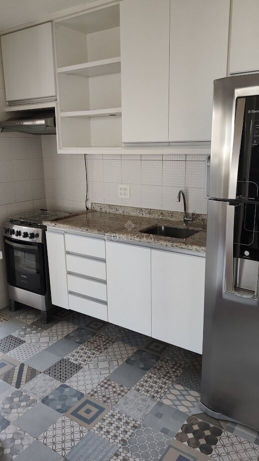 Apartamento à venda com 3 quartos, 72m² - Foto 1