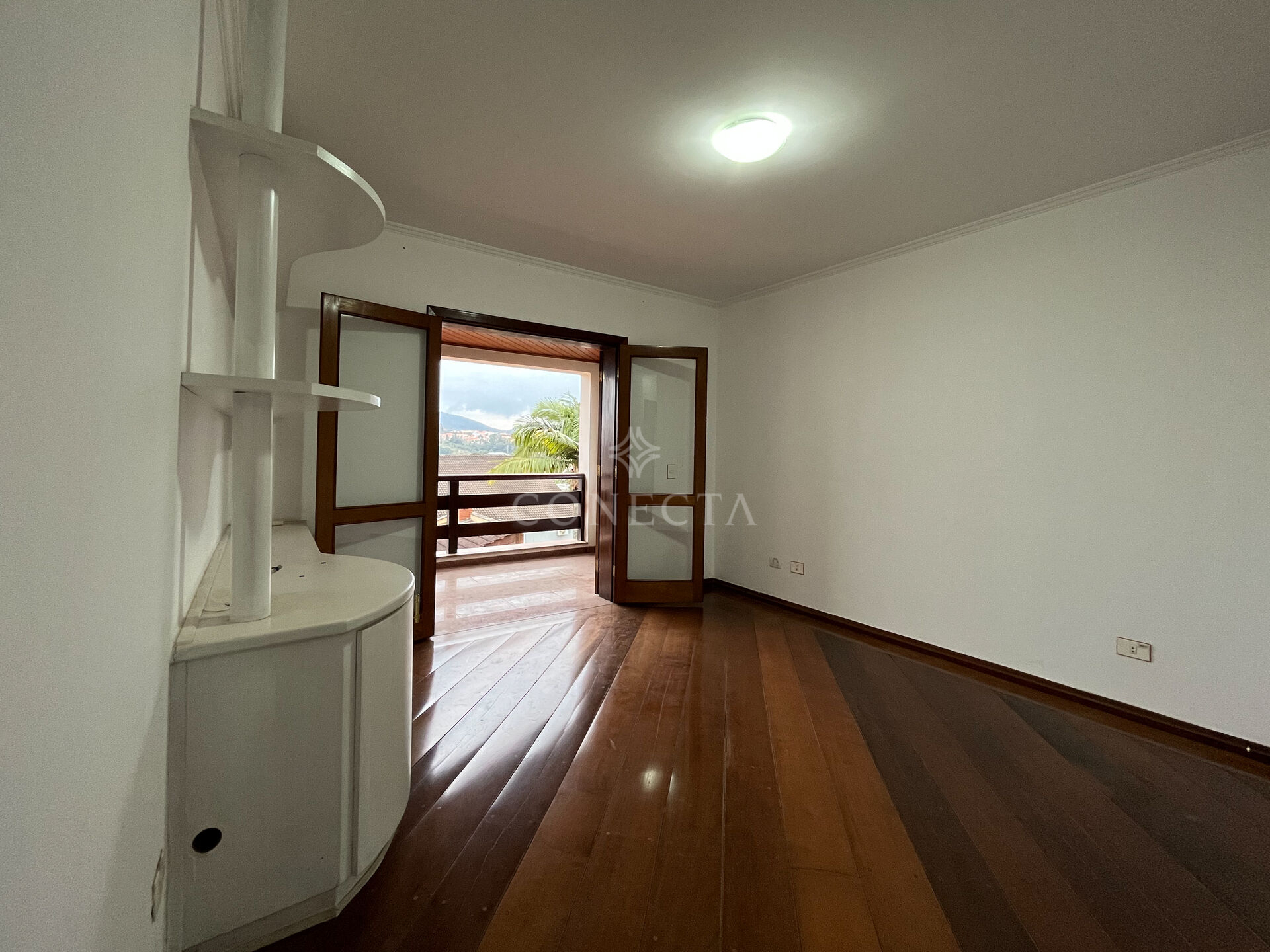 Casa à venda com 4 quartos, 450m² - Foto 18