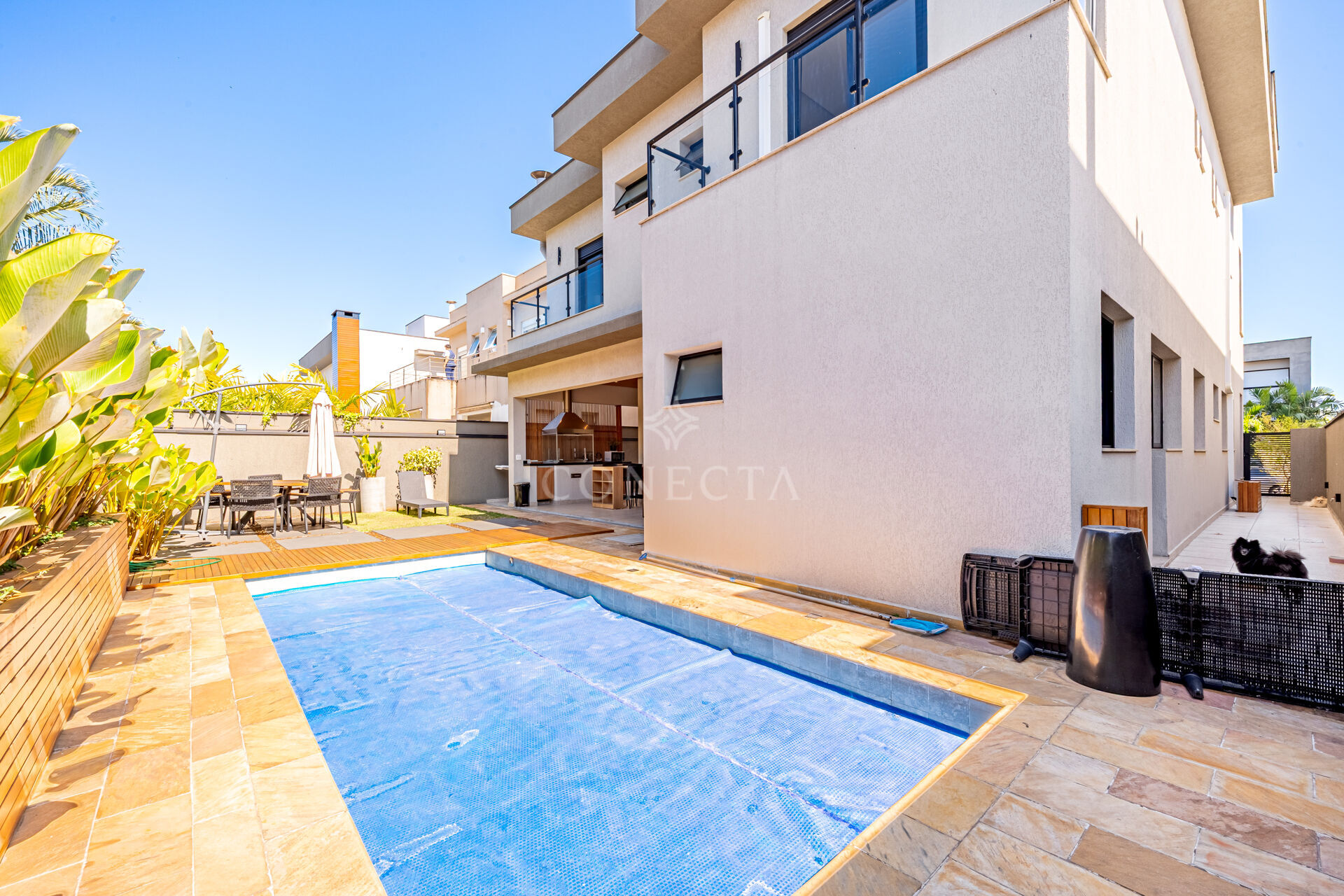 Casa, 4 quartos, 377 m² - Foto 2