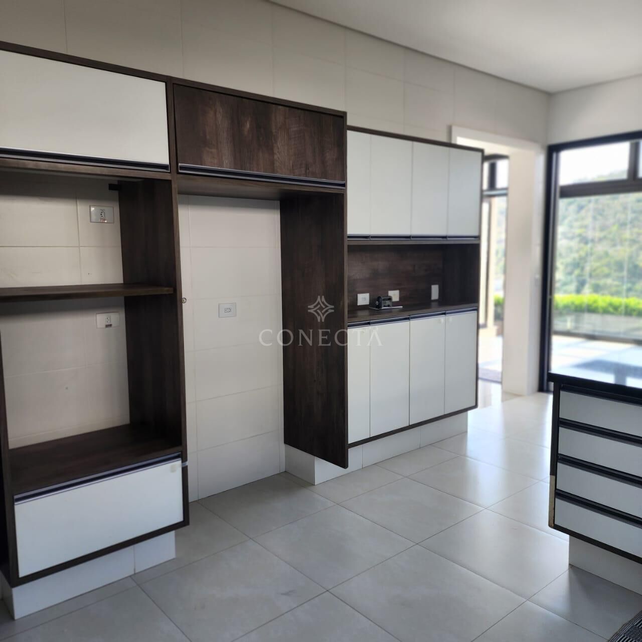 Casa à venda com 4 quartos, 440m² - Foto 9