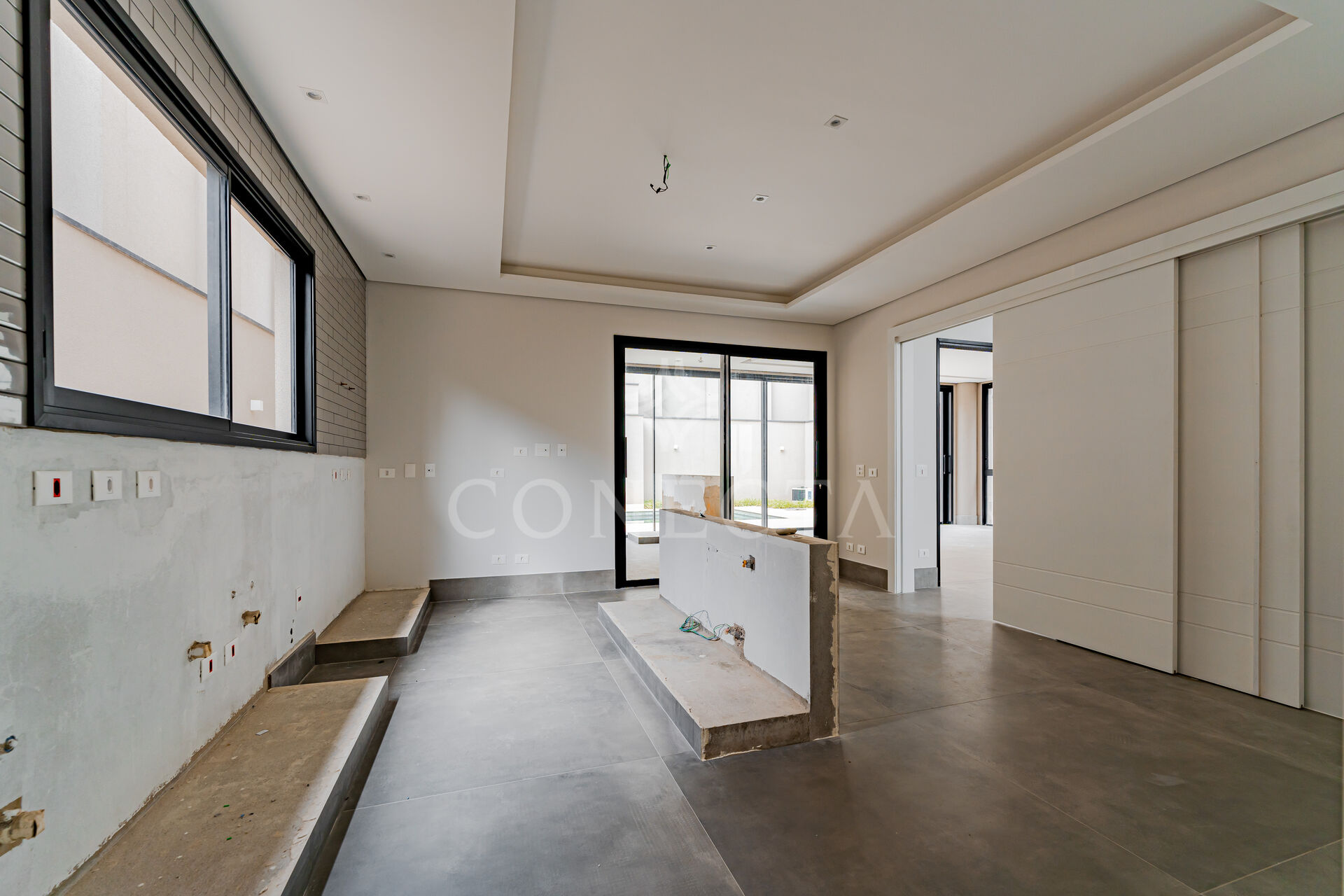 Casa à venda com 4 quartos, 560m² - Foto 3