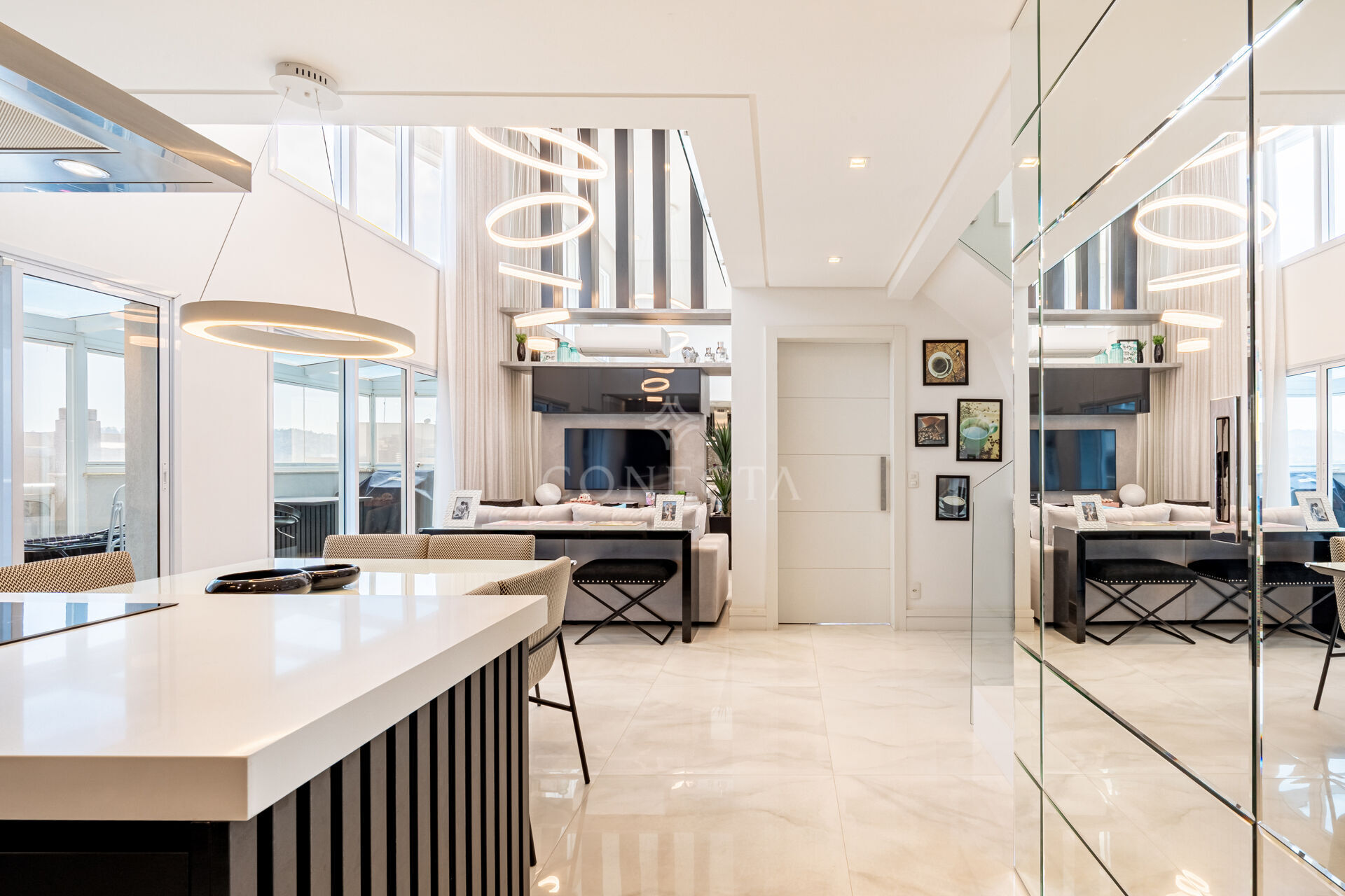 Apartamento, 3 quartos, 134 m² - Foto 2