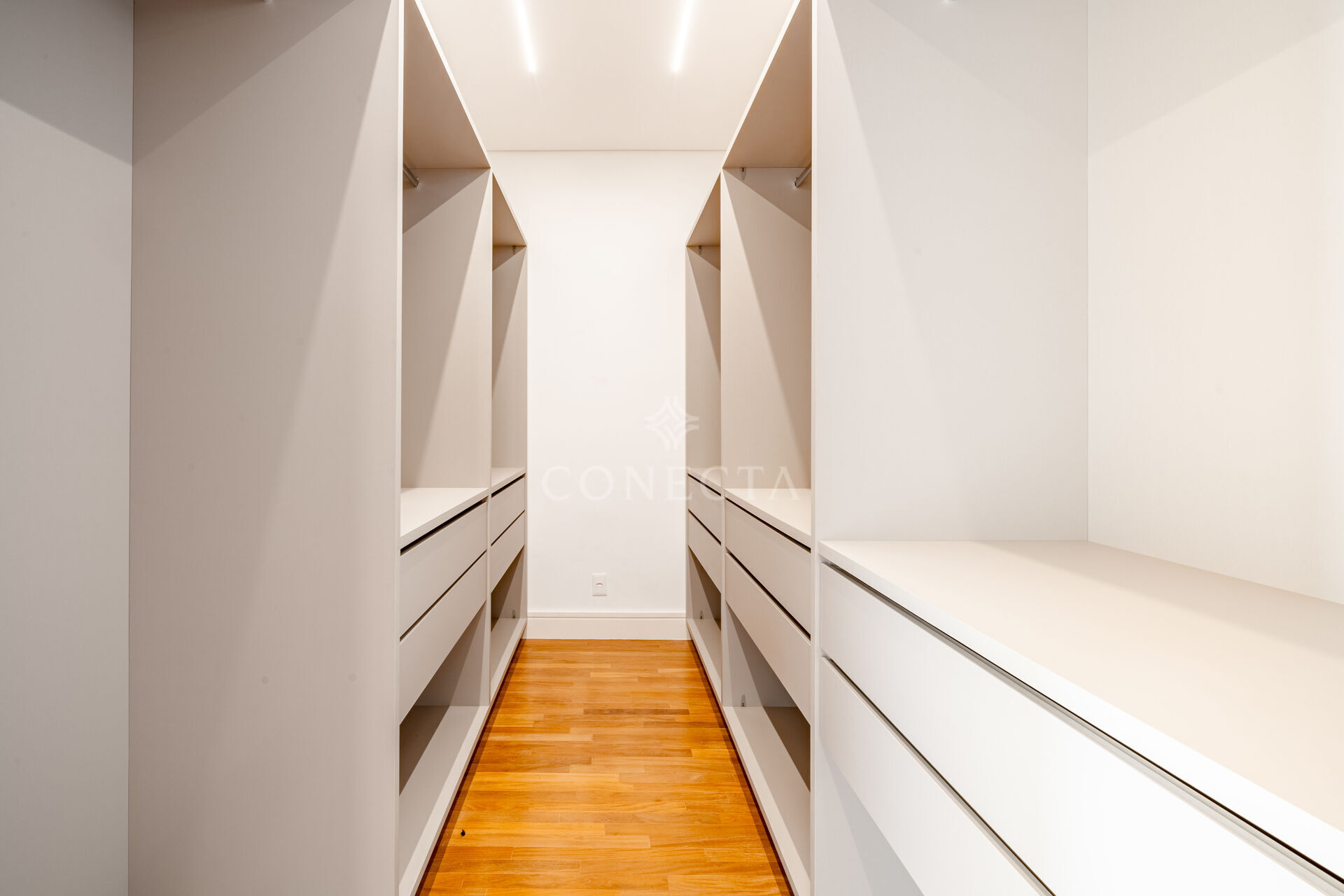 Casa, 4 quartos, 550 m² - Foto 32