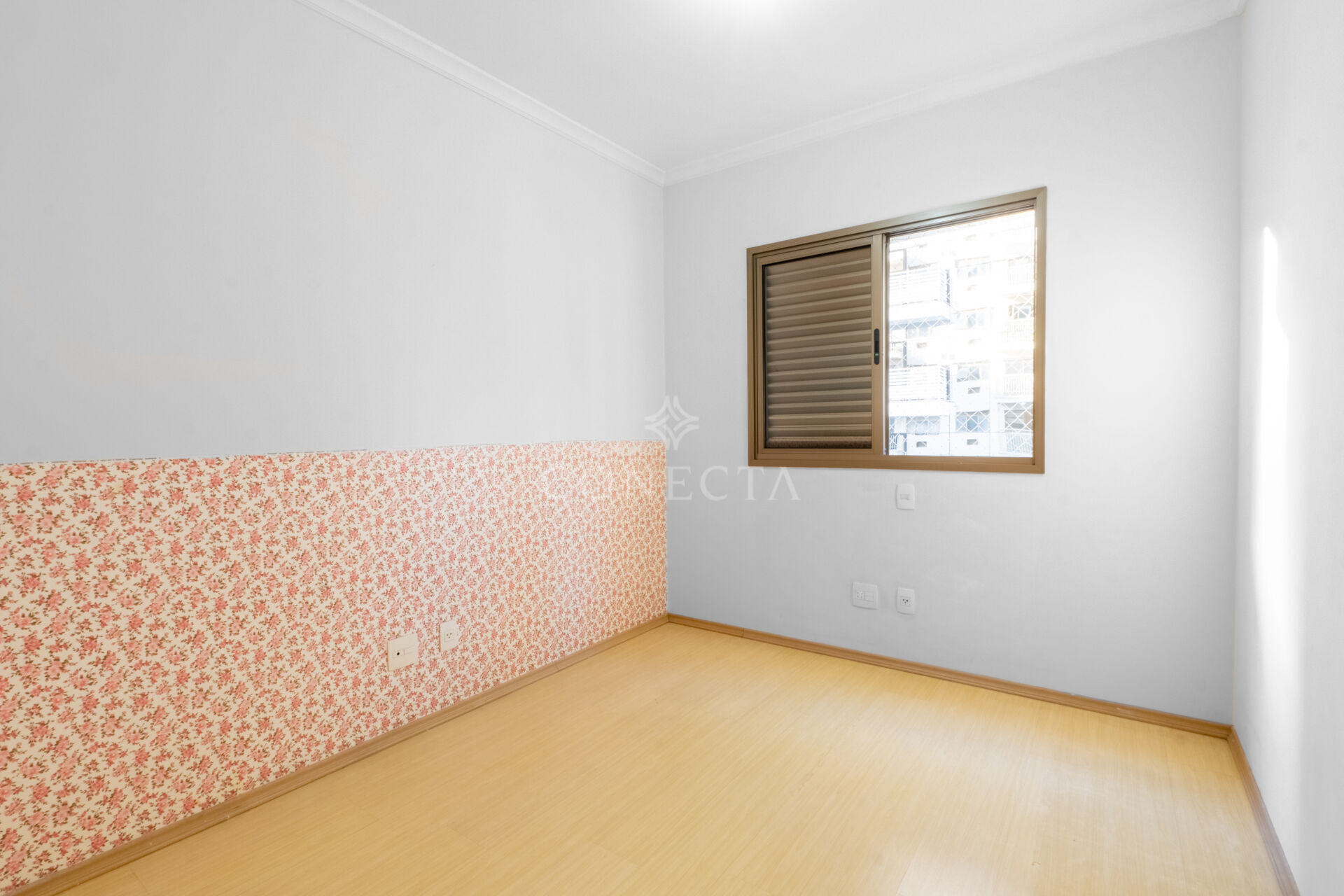 Apartamento para alugar com 2 quartos, 60m² - Foto 12