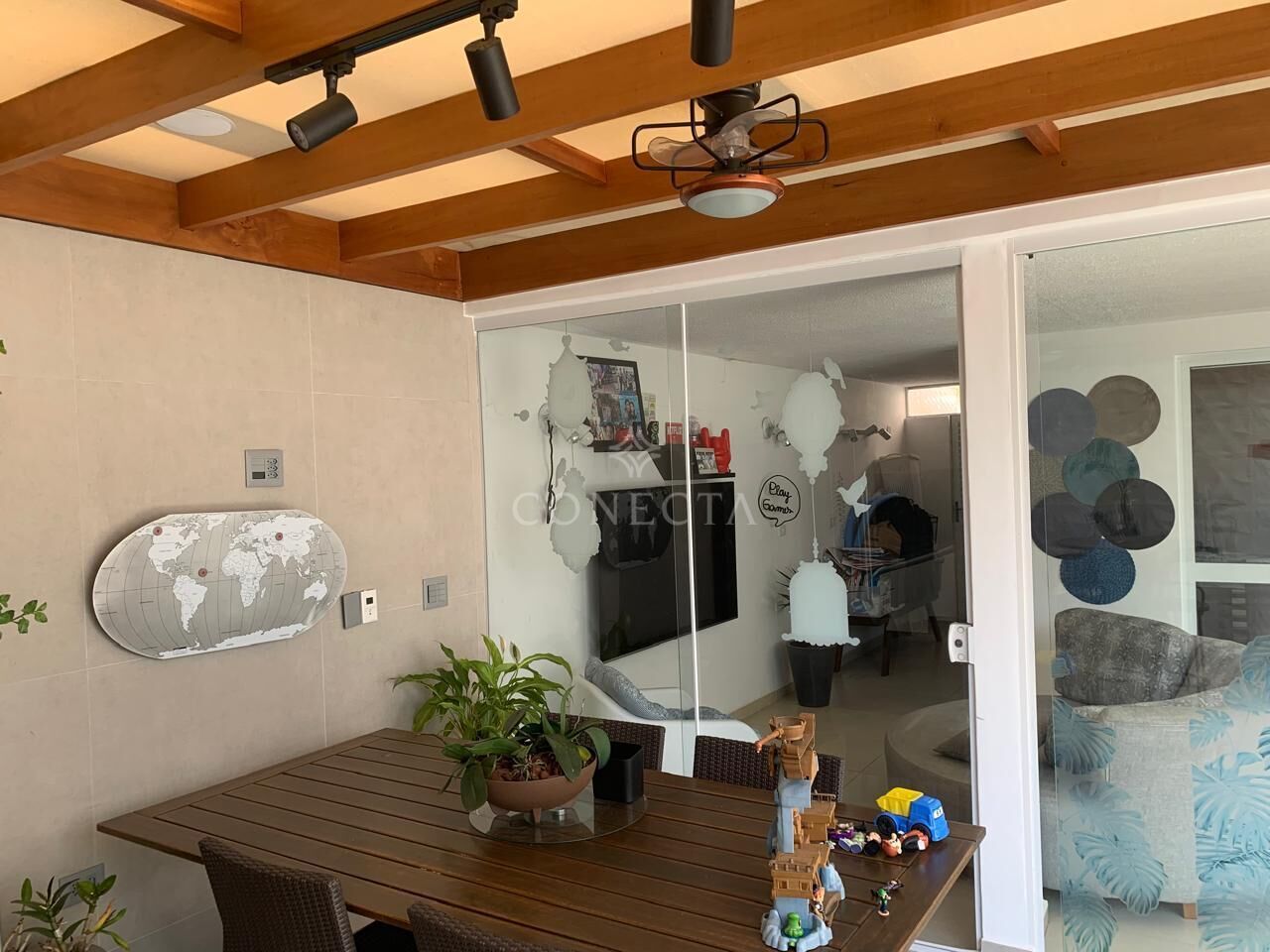 Casa à venda com 3 quartos, 164m² - Foto 3