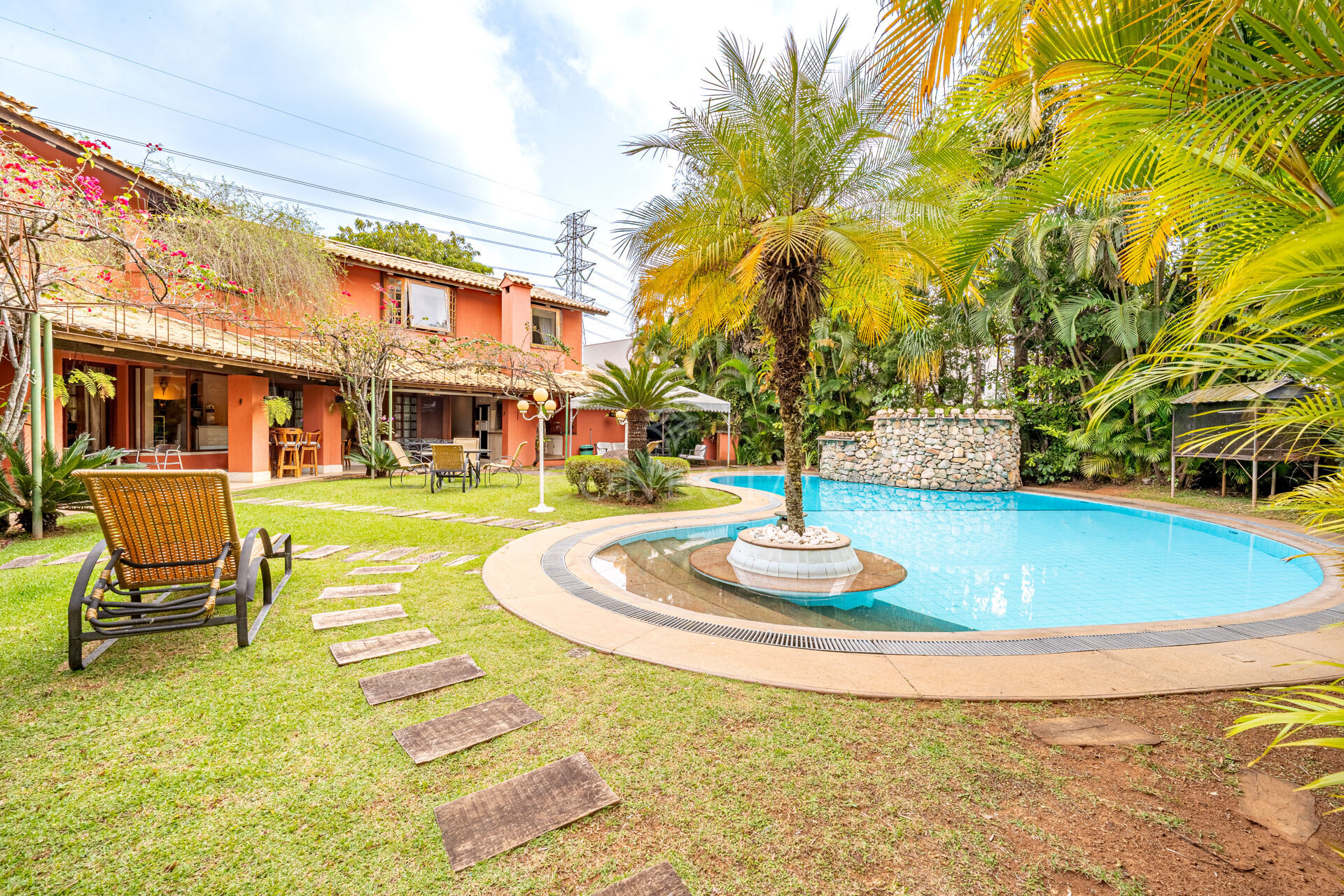 Casa à venda com 5 quartos, 906m² - Foto 25