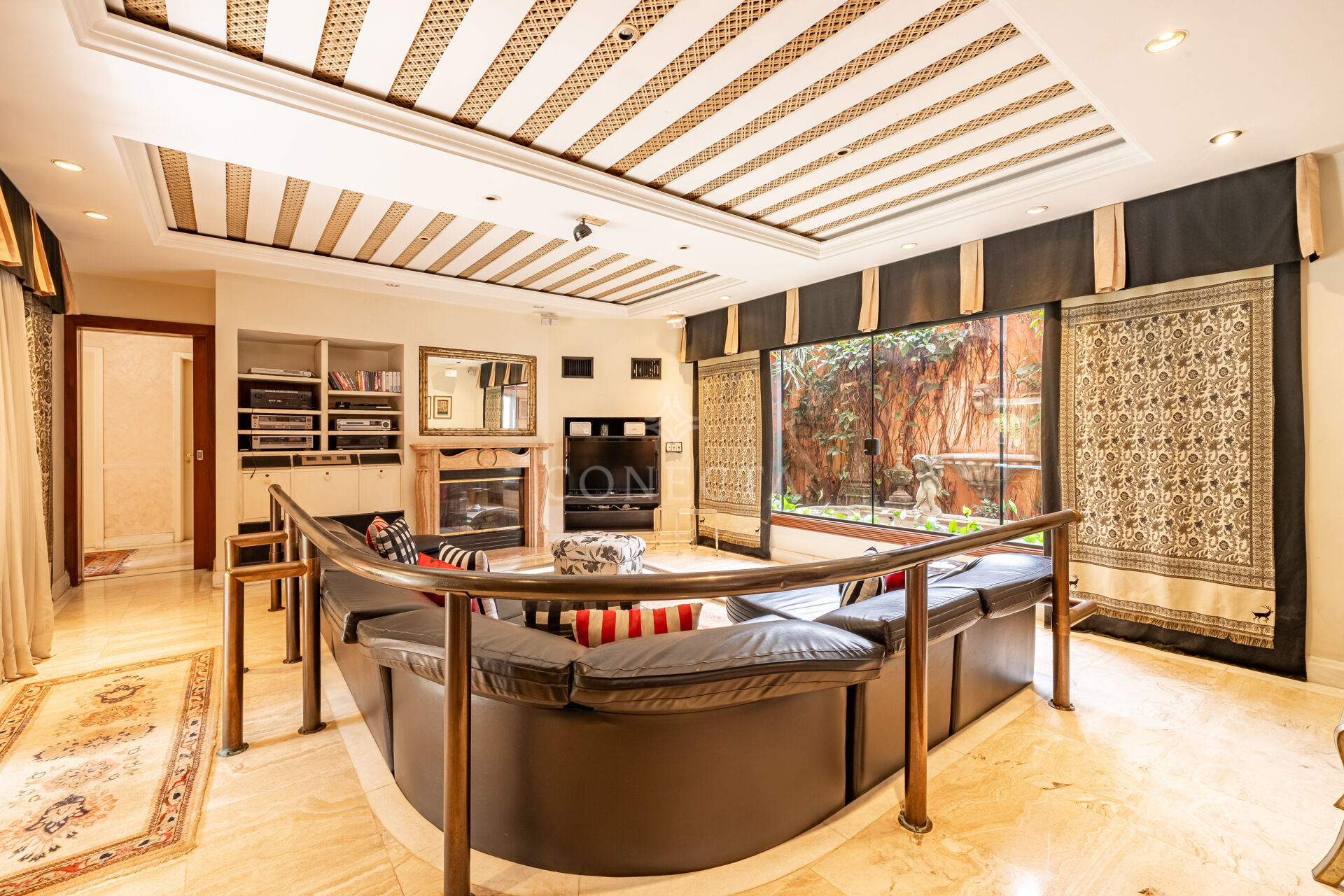 Casa à venda com 5 quartos, 906m² - Foto 16