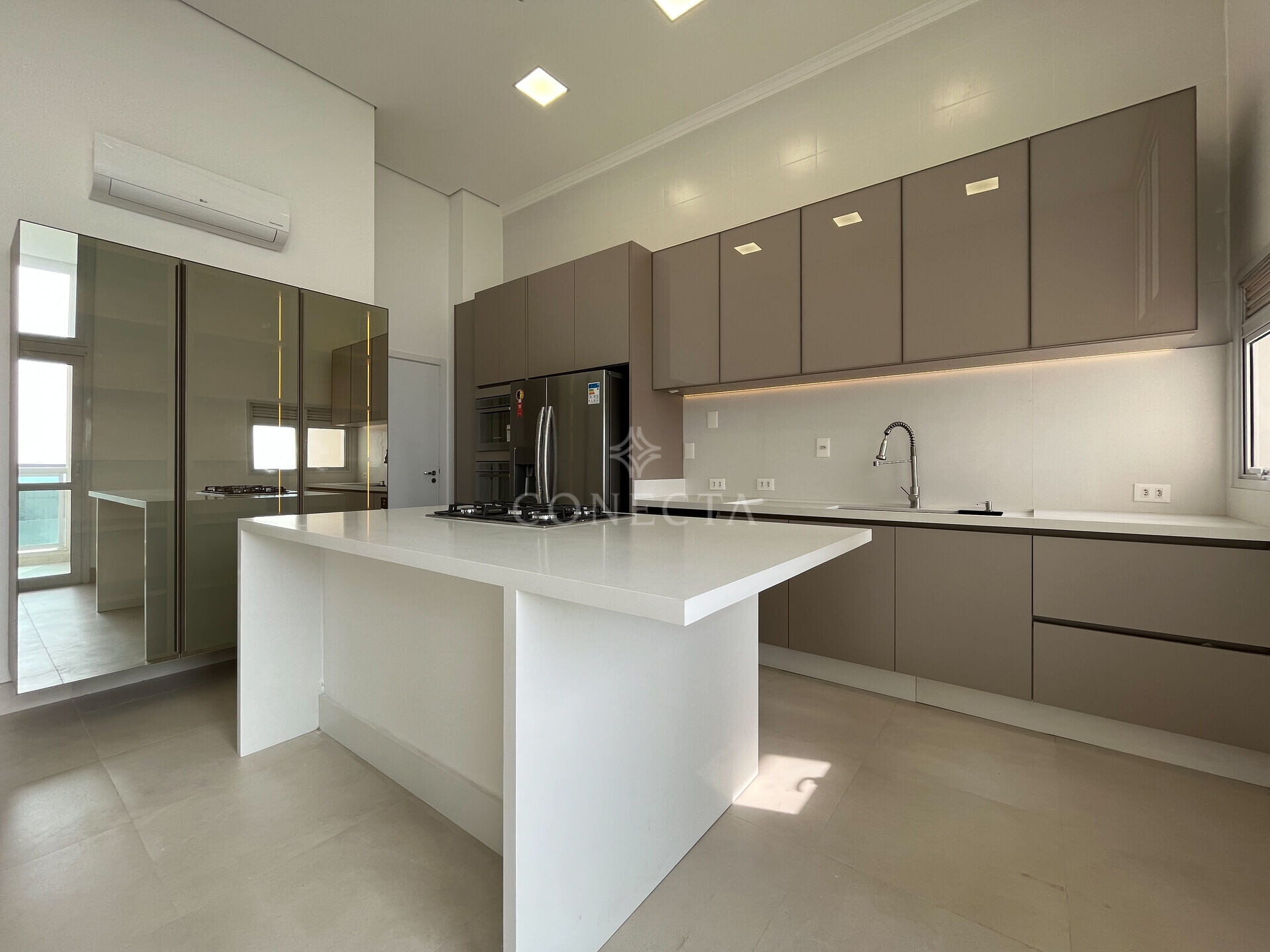 Apartamento à venda com 4 quartos, 387m² - Foto 15