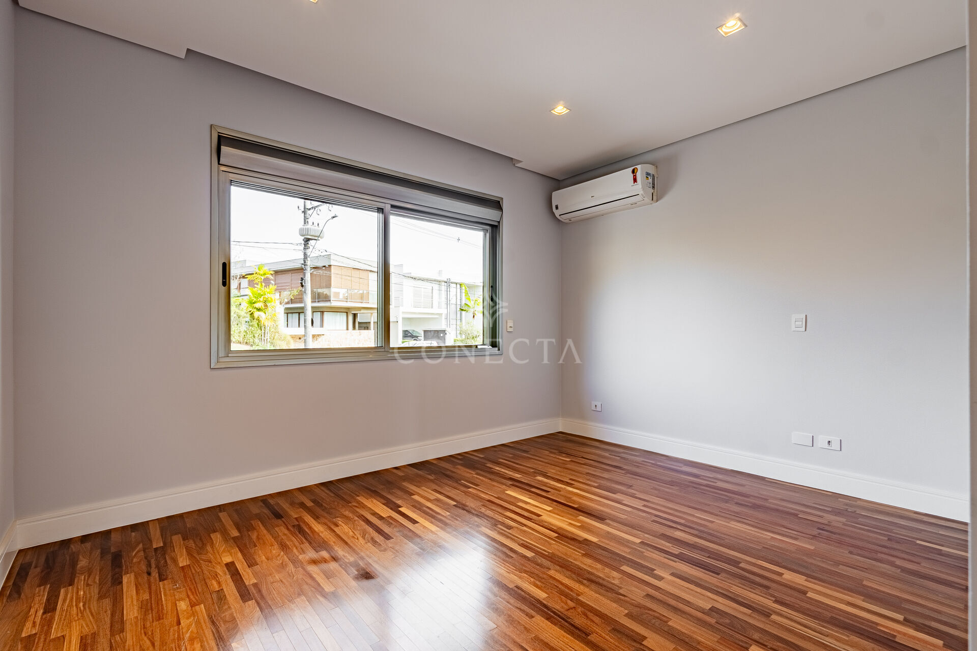 Casa para alugar com 5 quartos, 840m² - Foto 35