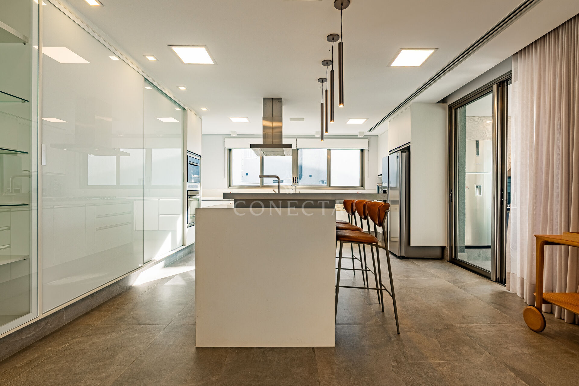 Casa para alugar com 5 quartos, 840m² - Foto 19